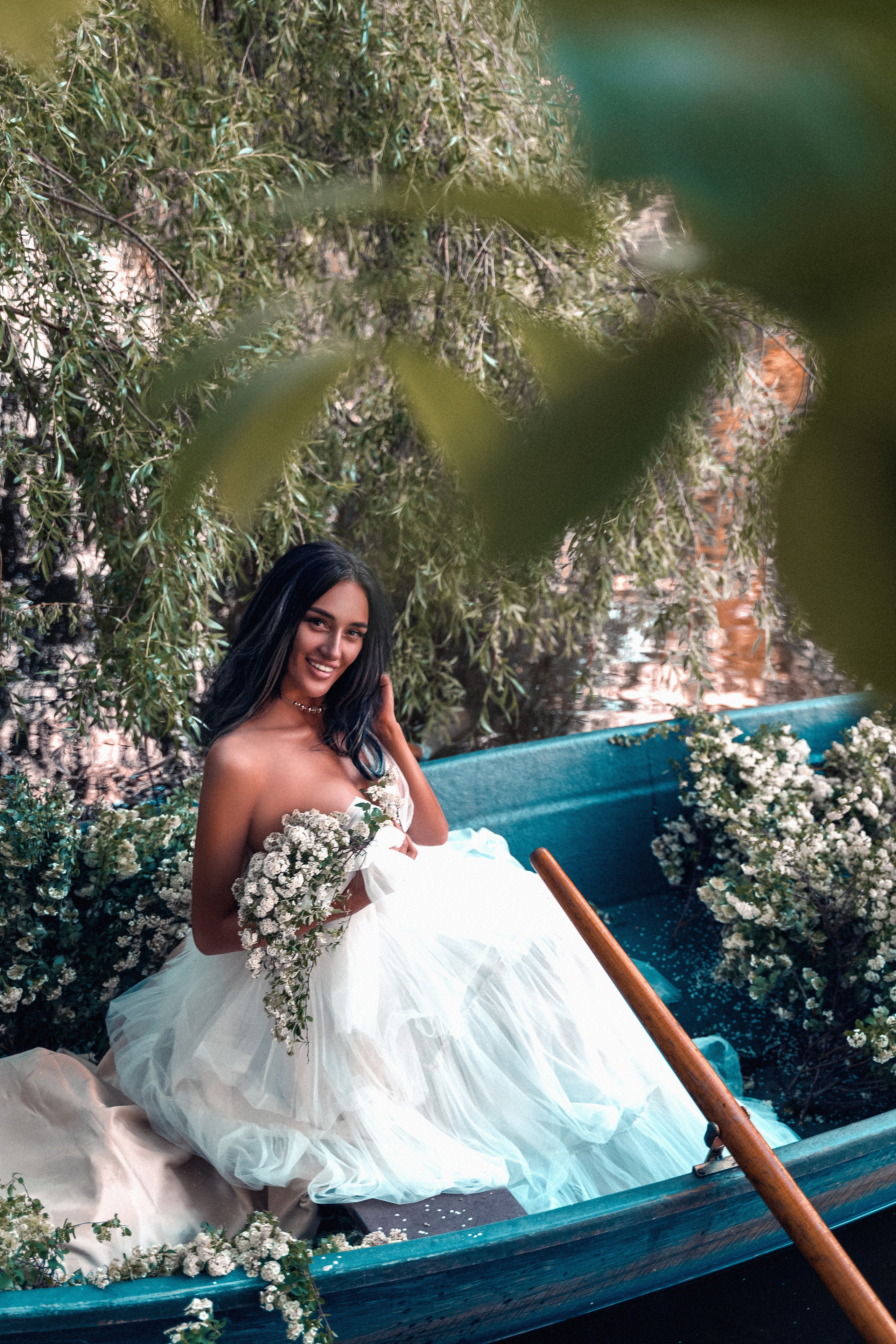 Flowers boat Alina. Photographer Italy (Rome)