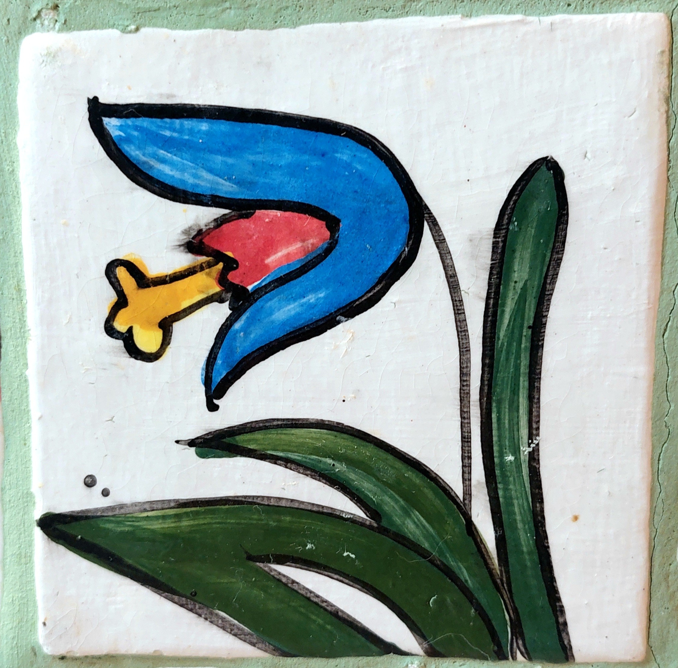 Много плиток-цветочков. Керамика с историей. Елена Рогалёва