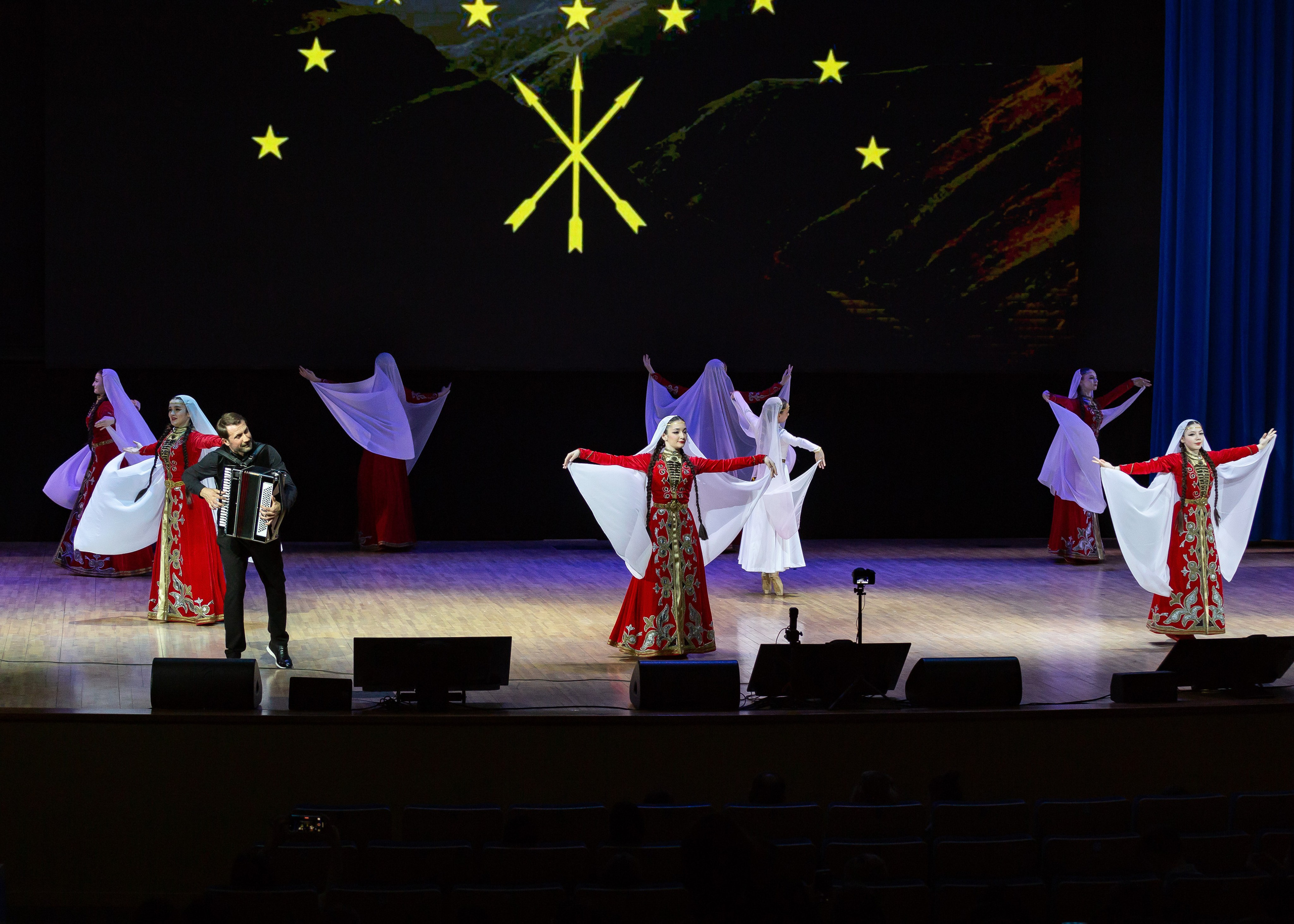 Юбилейный концерт танцевального коллектива «Адыги». Репортажный фотограф в Москве