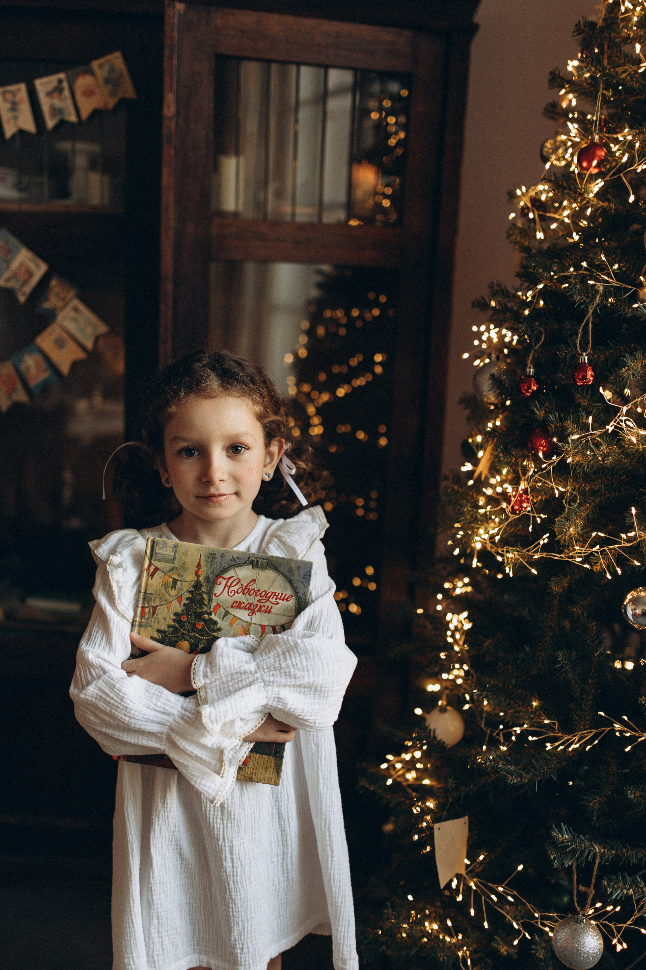 Новогодняя история в  Санкт-Петербурге. Алла, Эмилия, Дея и Давид. Услуги