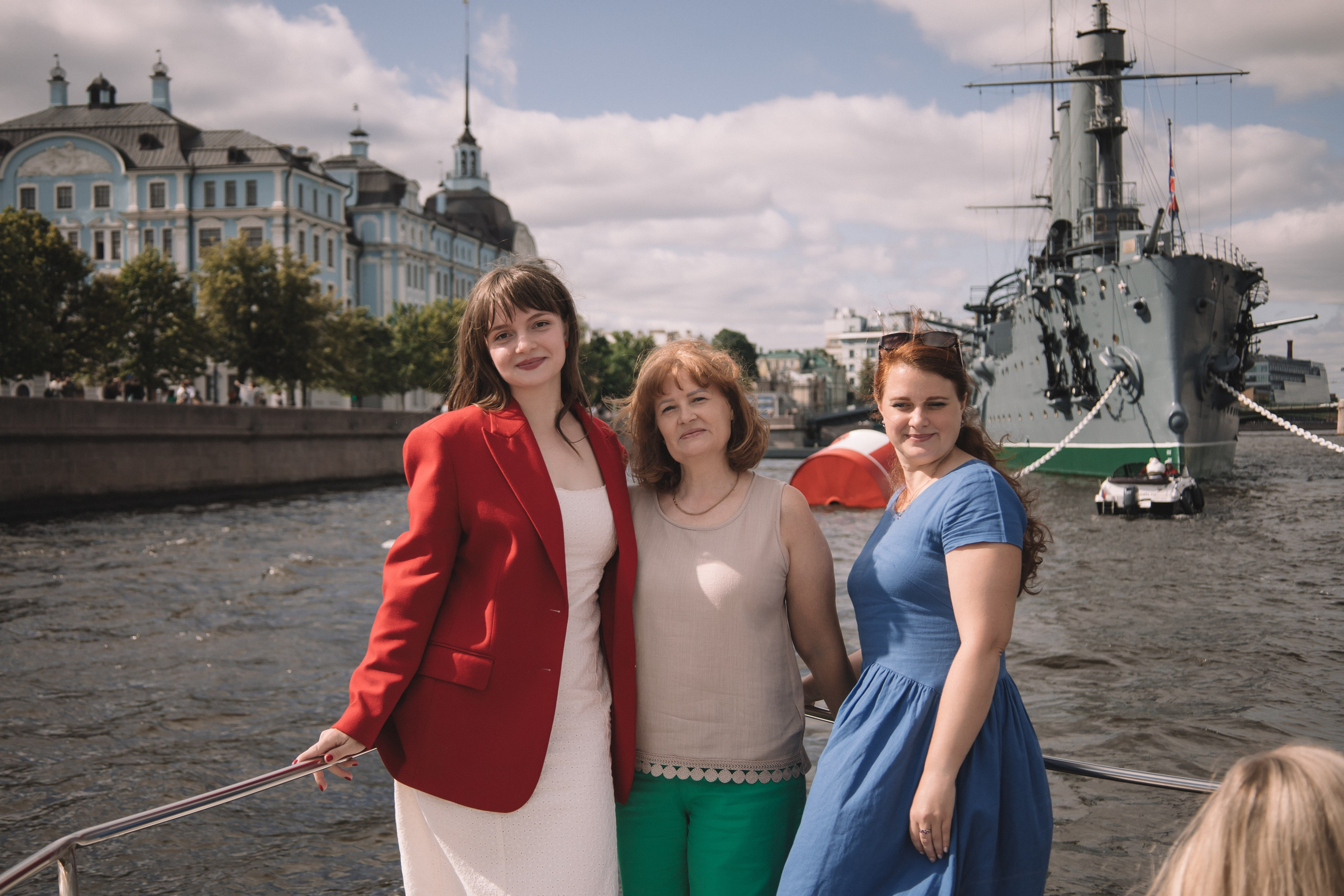 День Рождения на катере. Семейный фотограф в Санкт-Петербурге. Запечатление мгновений и ярких воспоминаний в Вашей жизни