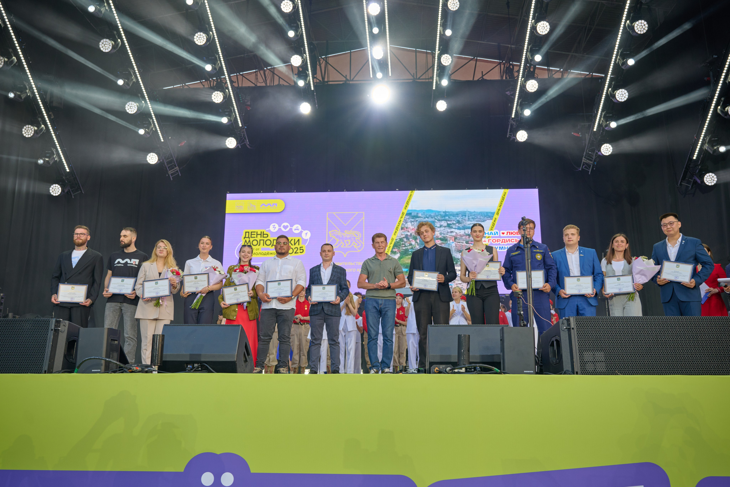 День молодежи вечерняя программа. Профессиональный репортажный фотограф Инесса Иминова