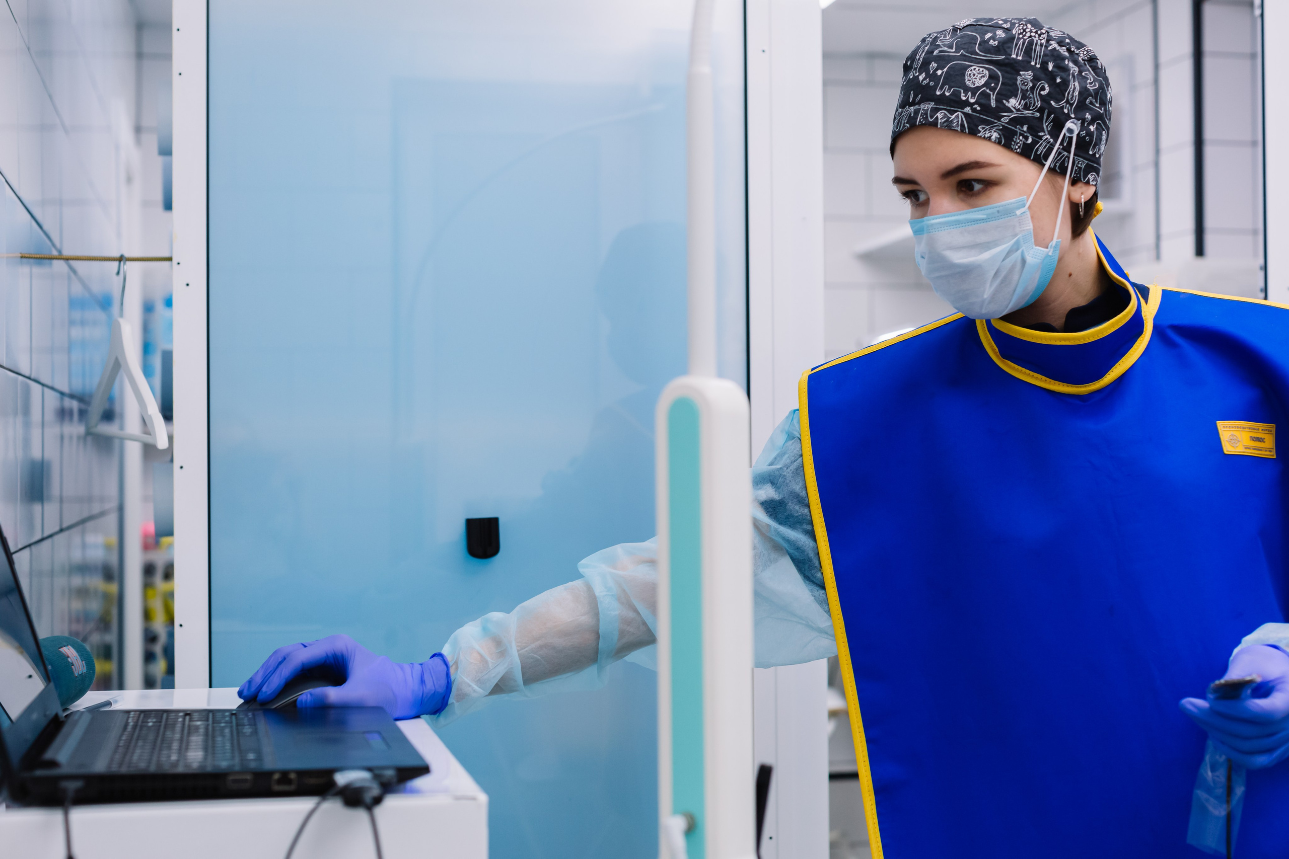 алёна малахова фотограф новосибирск семейный детский домашняя фотосессия в новосибирске день рождения репортажная съёмка фотосессия с лошадьми на конюшне деревня алтай  на природе фотосессия в детском саду мама и сын предложение руки и сердца идея  помолвка фотосессия берег закат детский день рождения годик торт аниматор лофт игровая продолжение следует prodoljenie_sleduet_  корпоратив тимбилдинг первоклашка линейка  контент  бизнес портрет оперный новат франция берет весна девушка