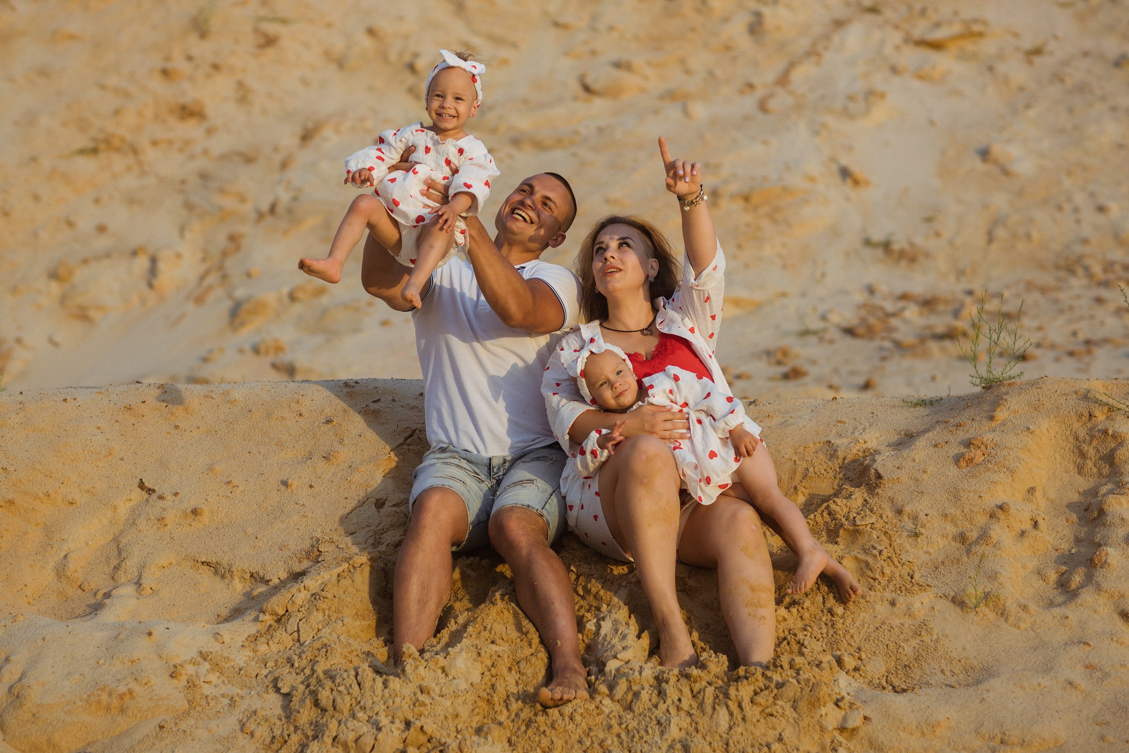 Прогулочная съемка Тани на карьере. Фотографы в городе Волгограде — Людмила Агеева и Алексей Околелов