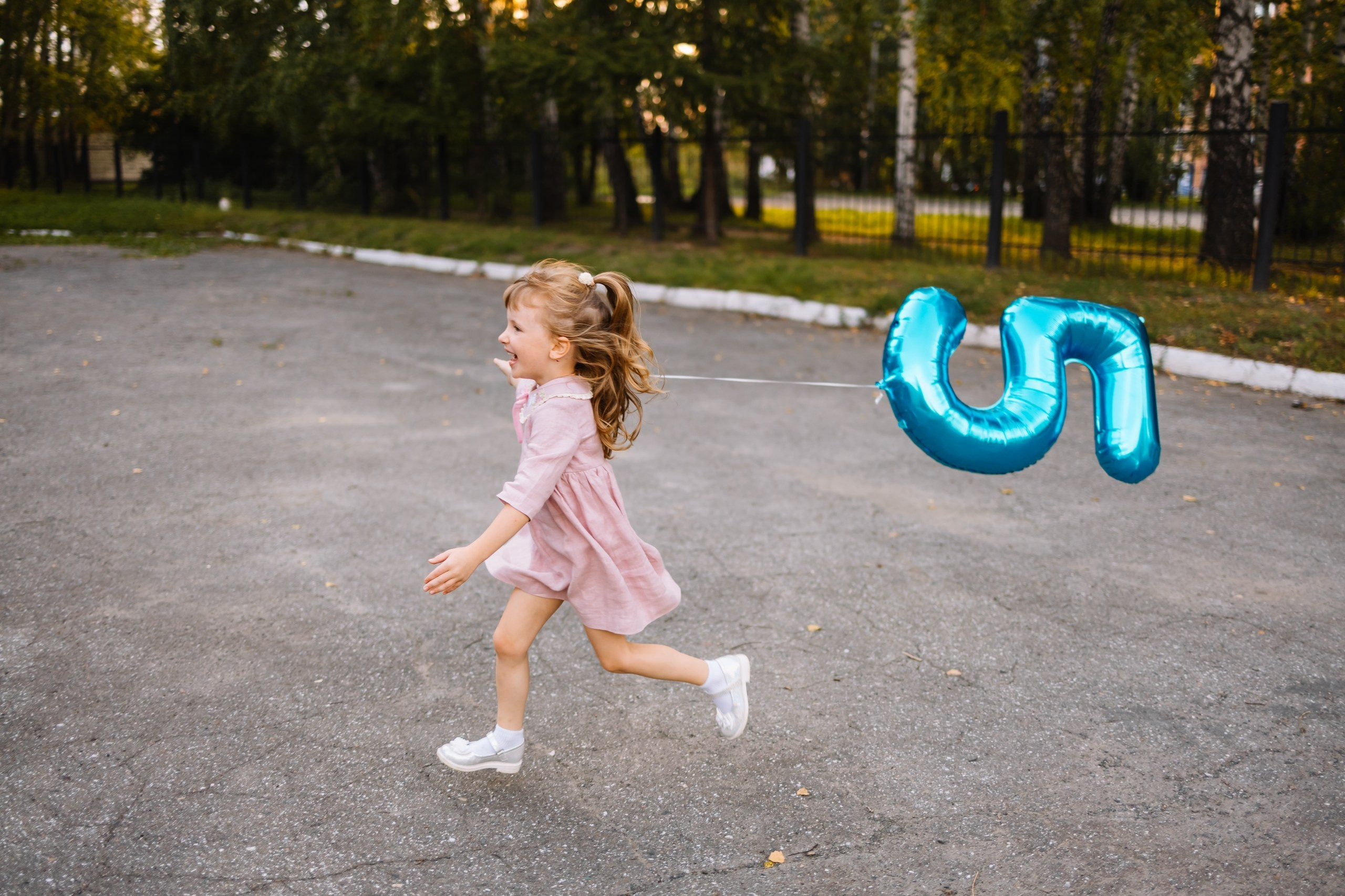 алёна малахова фотограф новосибирск семейный детский домашняя фотосессия в новосибирске день рождения репортажная съёмка фотосессия с лошадьми на конюшне деревня алтай  на природе фотосессия в детском саду мама и сын предложение руки и сердца идея  помолвка фотосессия берег закат детский день рождения годик торт аниматор лофт игровая продолжение следует prodoljenie_sleduet_  корпоратив тимбилдинг первоклашка линейка  контент  бизнес портрет оперный новат франция берет весна девушка мама и дочь мать и дитя