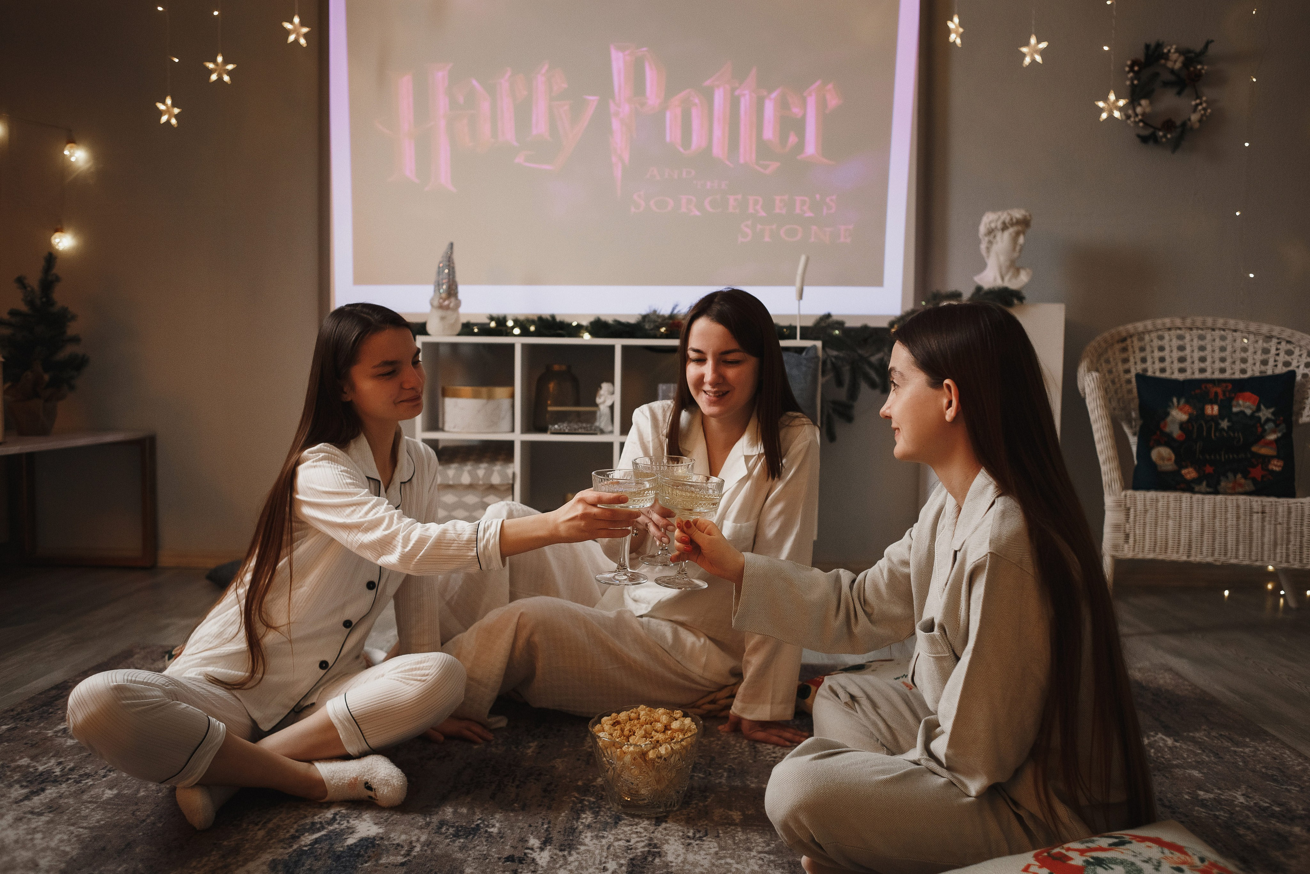 Семейная фотосессия в фотостудии Таганрога: Вечные моменты счастья. Свадебный и семейный фотограф в Таганроге Бакарюк Антон