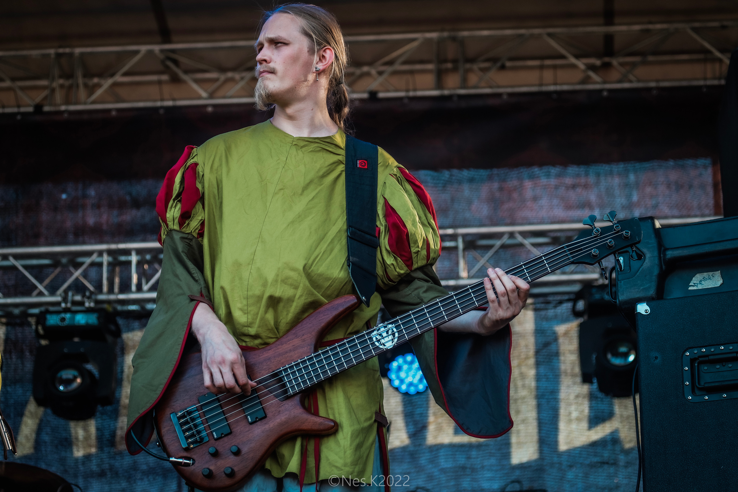 Тролль Гнёт Ель. Профессиональный фотограф в Москве и МО