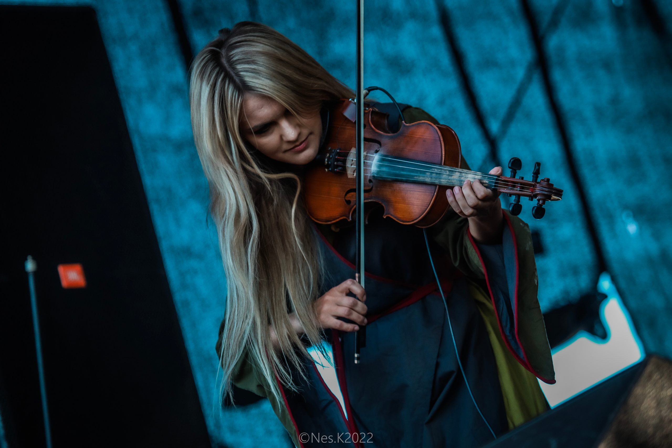 Тролль Гнёт Ель. Профессиональный фотограф в Москве и МО