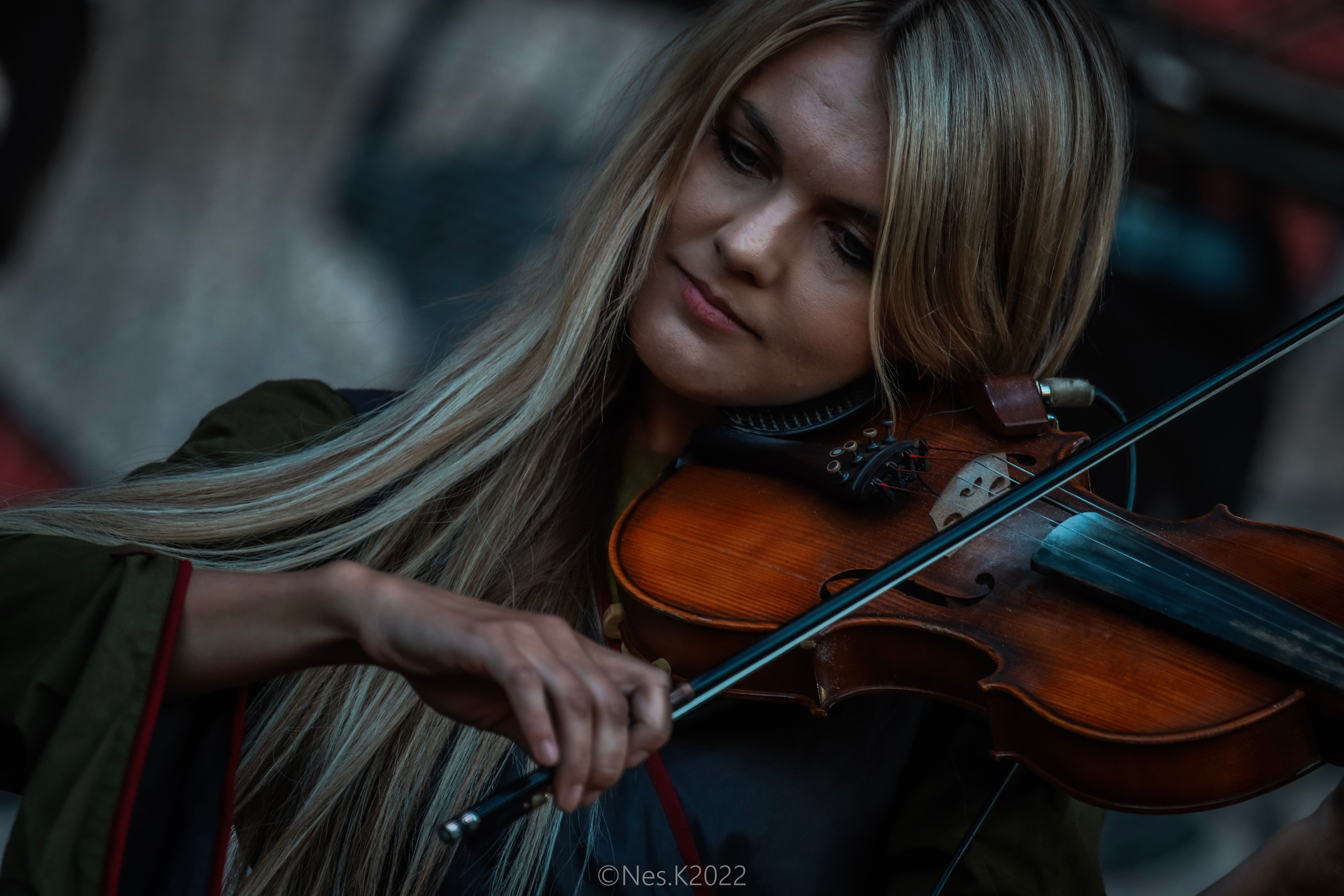 Тролль Гнёт Ель. Профессиональный фотограф в Москве и МО