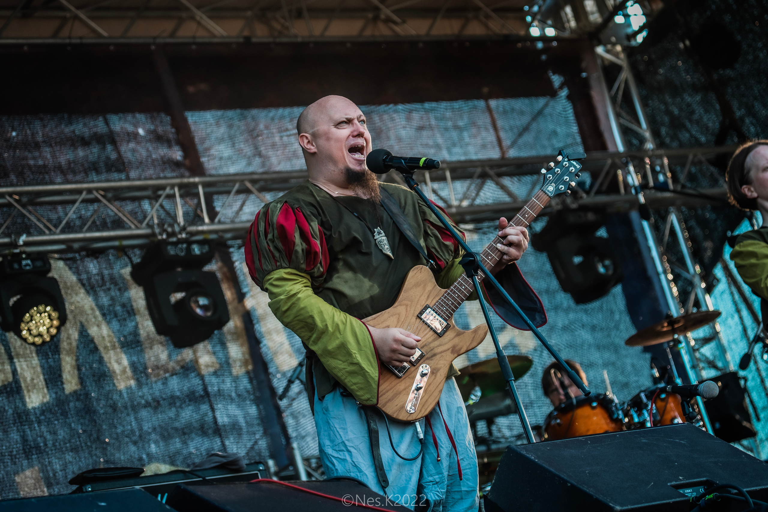 Тролль Гнёт Ель. Профессиональный фотограф в Москве и МО