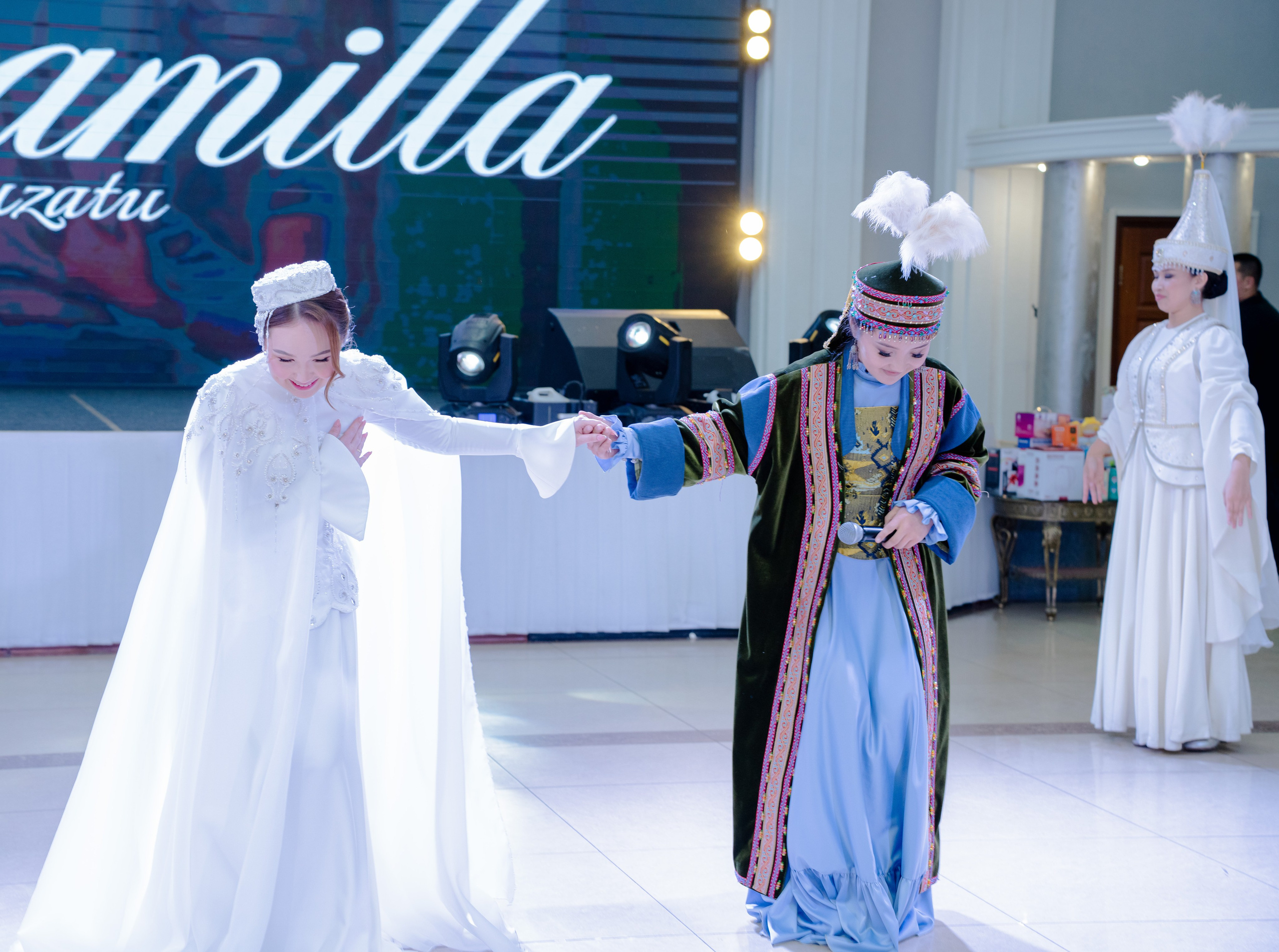 KAMILLA QYZ UZATU. Nomad media