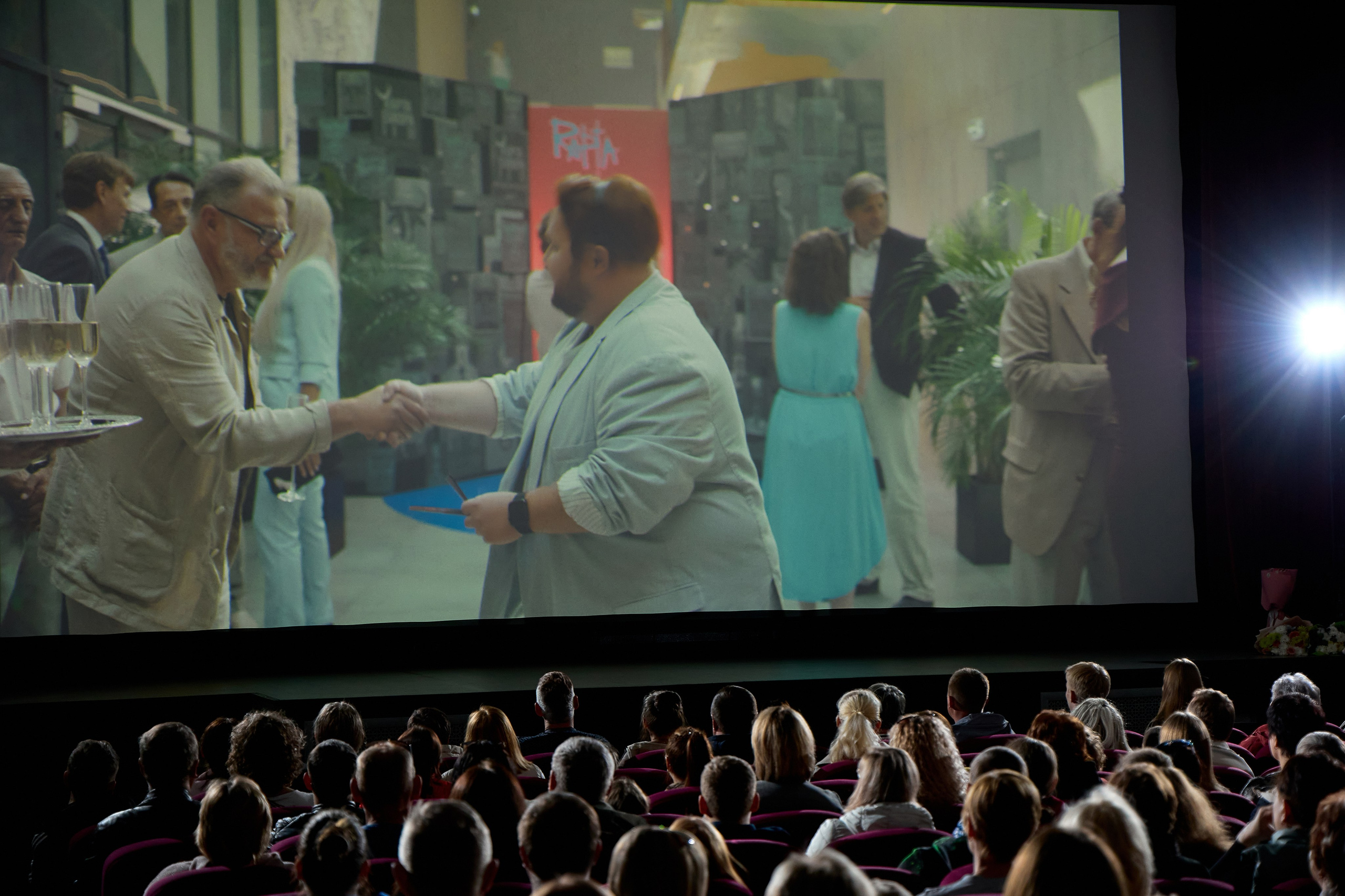 Кинопоказ, дима красилов, киностудия горького. Свадебный репортажный и фуд фотограф в Барнауле Гайфулин Виталий