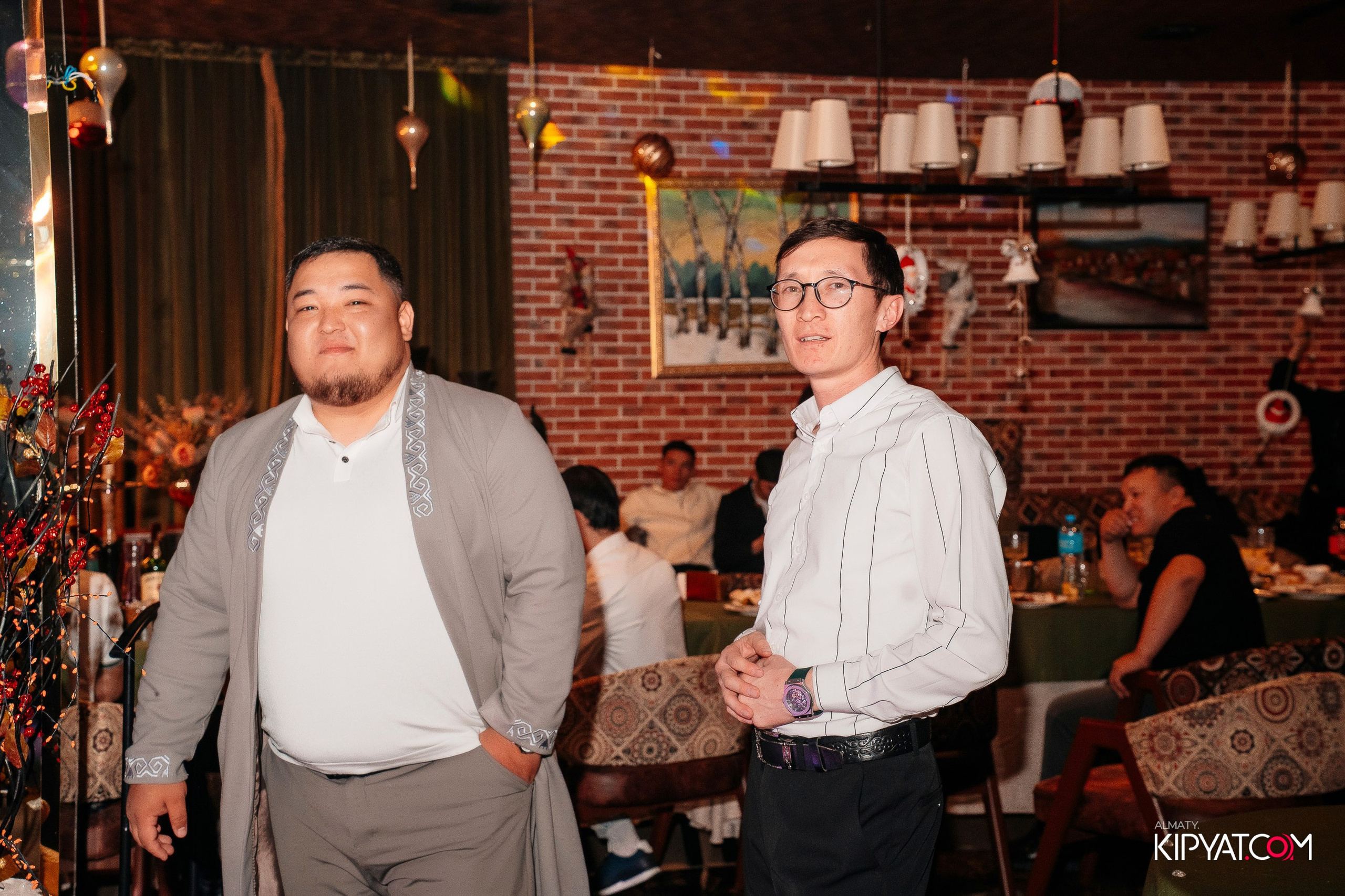 РЕСТОРАН ВЕСЕЛИДЗЕ НА ШЕВЧЕНКО. КИПЯТКОМ АЛМАТЫ! Фотосъемка мероприятий в Алматы