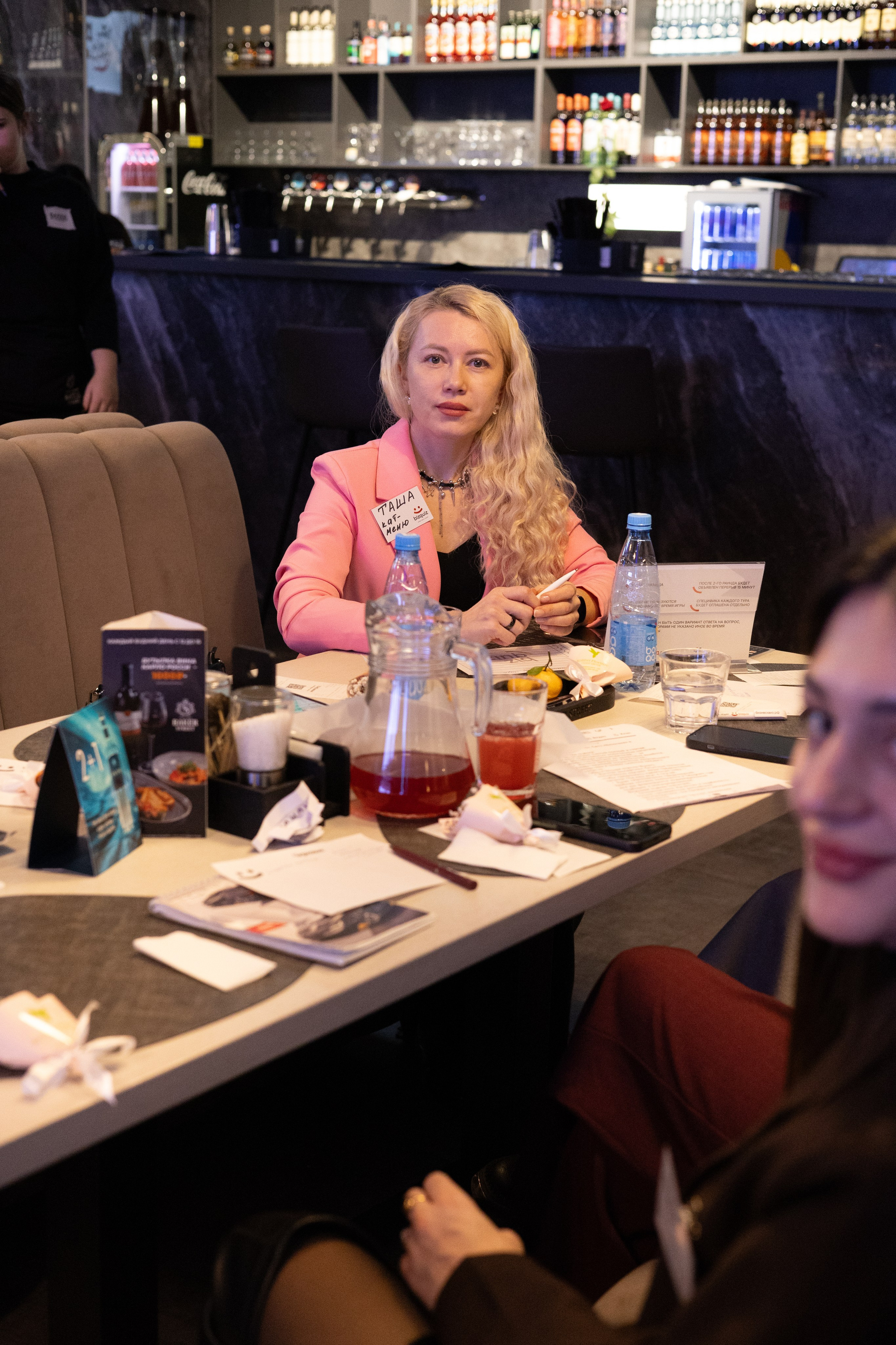 13ая BIZ QUIZ: деловая игра | Красноярск. Фотограф Красноярск съемки лавстори, фотосессия в студии, портретная съемка, творческие фотосессии