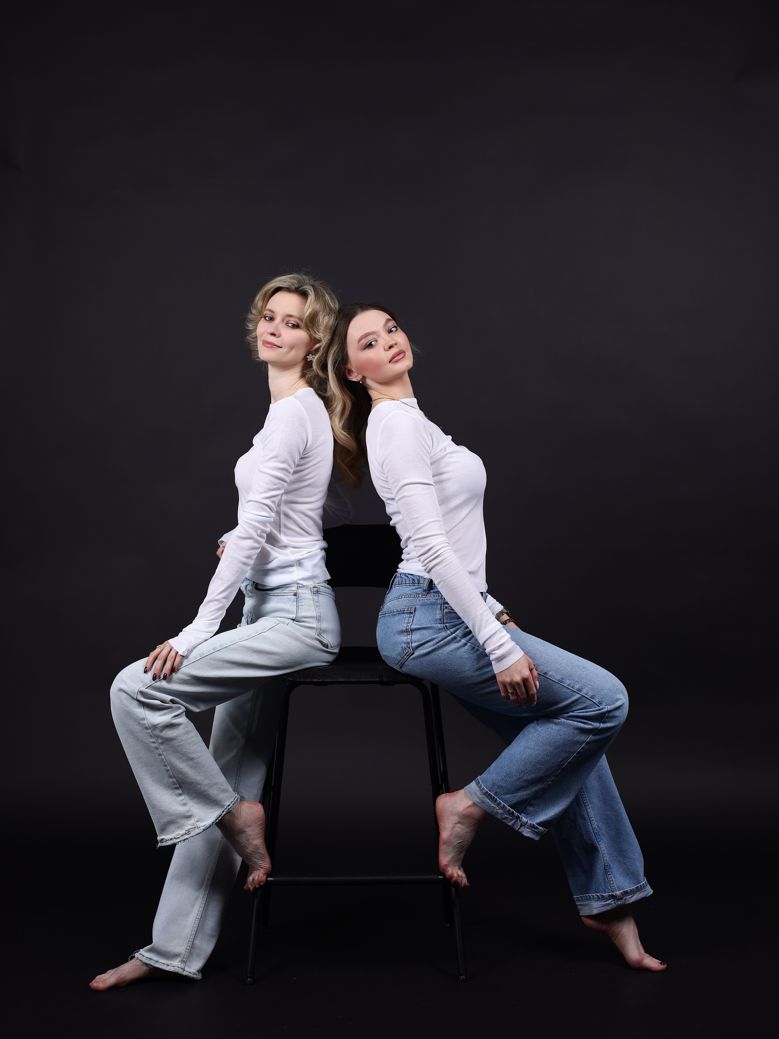 Дарья и Анна. Фотостудия без фотографа Чехов. Первая студия автопортрета в Чехове