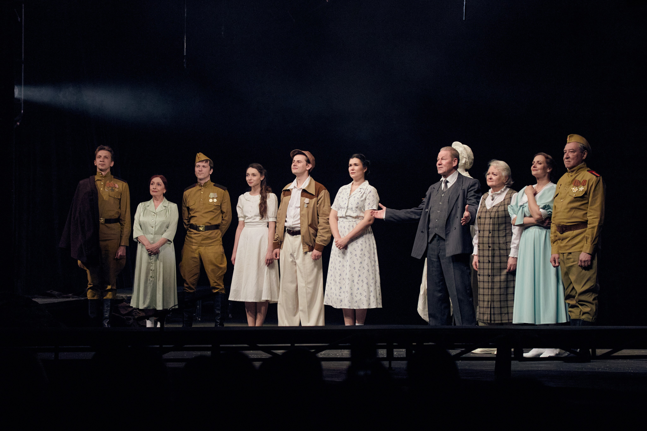 Летят журавли. Фотограф Юлия Маринина