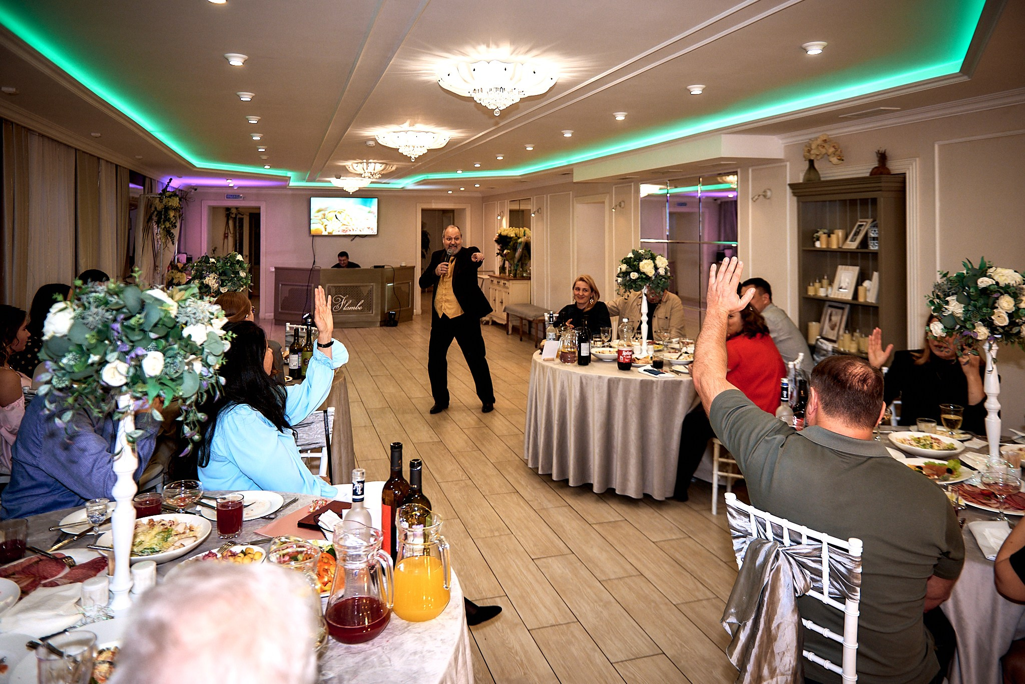 55 лет 💕. Свадебный фотограф, видеограф, рилсмейкер в Санкт-Петербурге и Москве