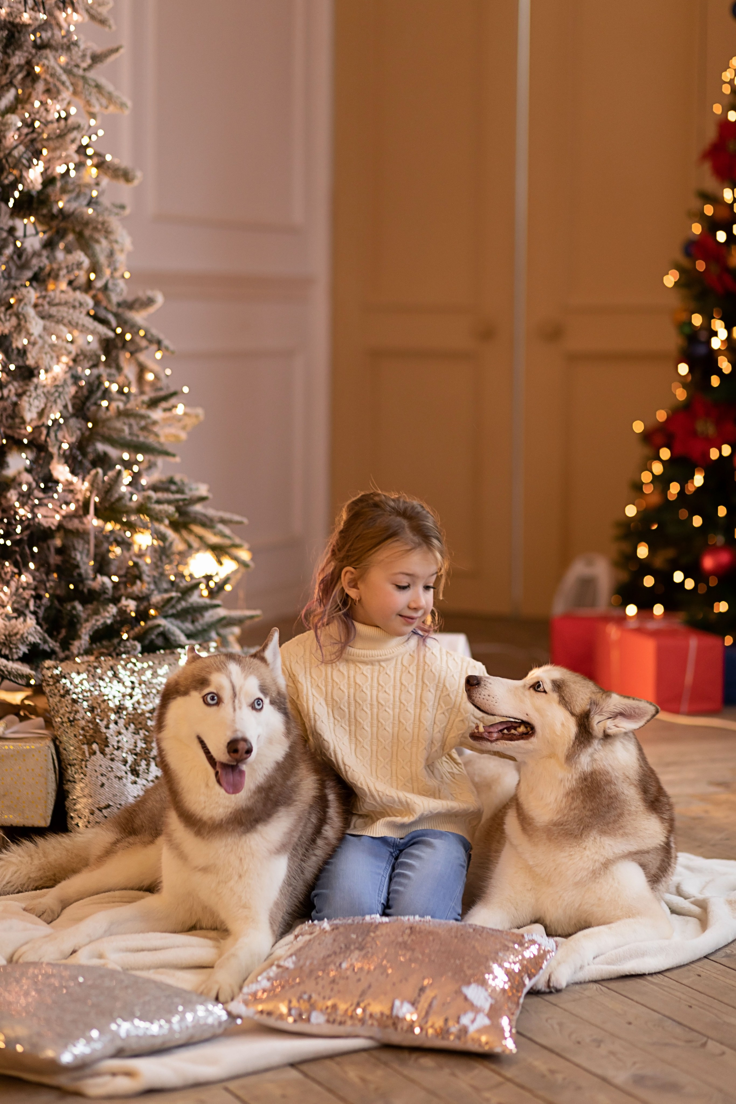 Евгения и Анна. Главная