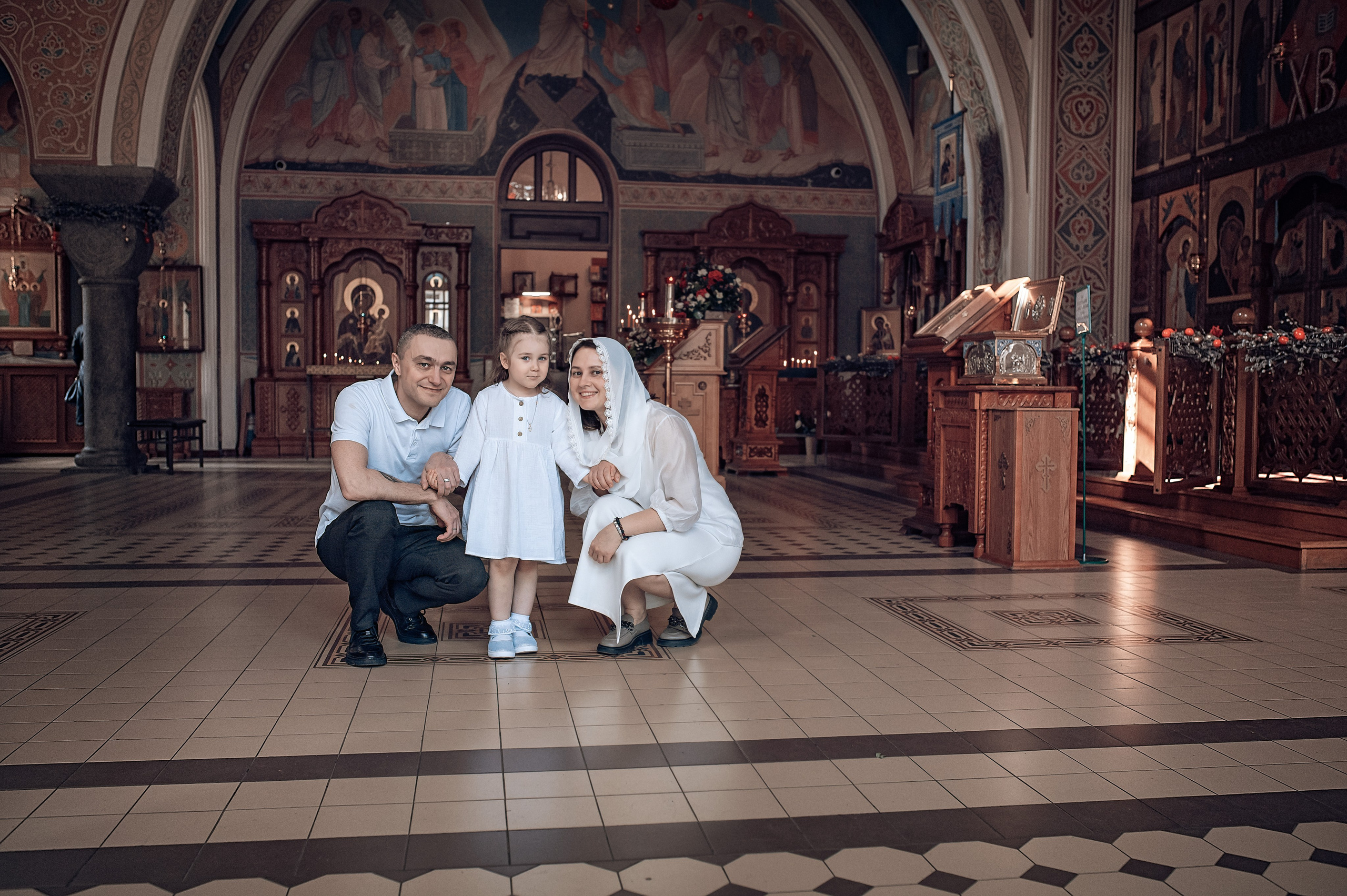 Крещение Авроры в храме Иоанна Предтечи. Фотографы крещения/венчания  Красноярск Татьяна и Вячеслав Переваловы