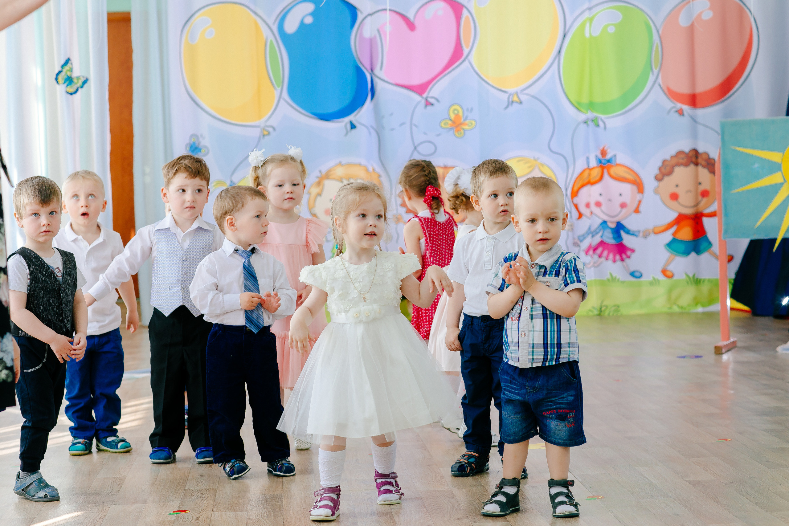 Утренник 8 марта у малышей. Детский и семейный фотограф в Санкт-Петербурге Елена Крюкова