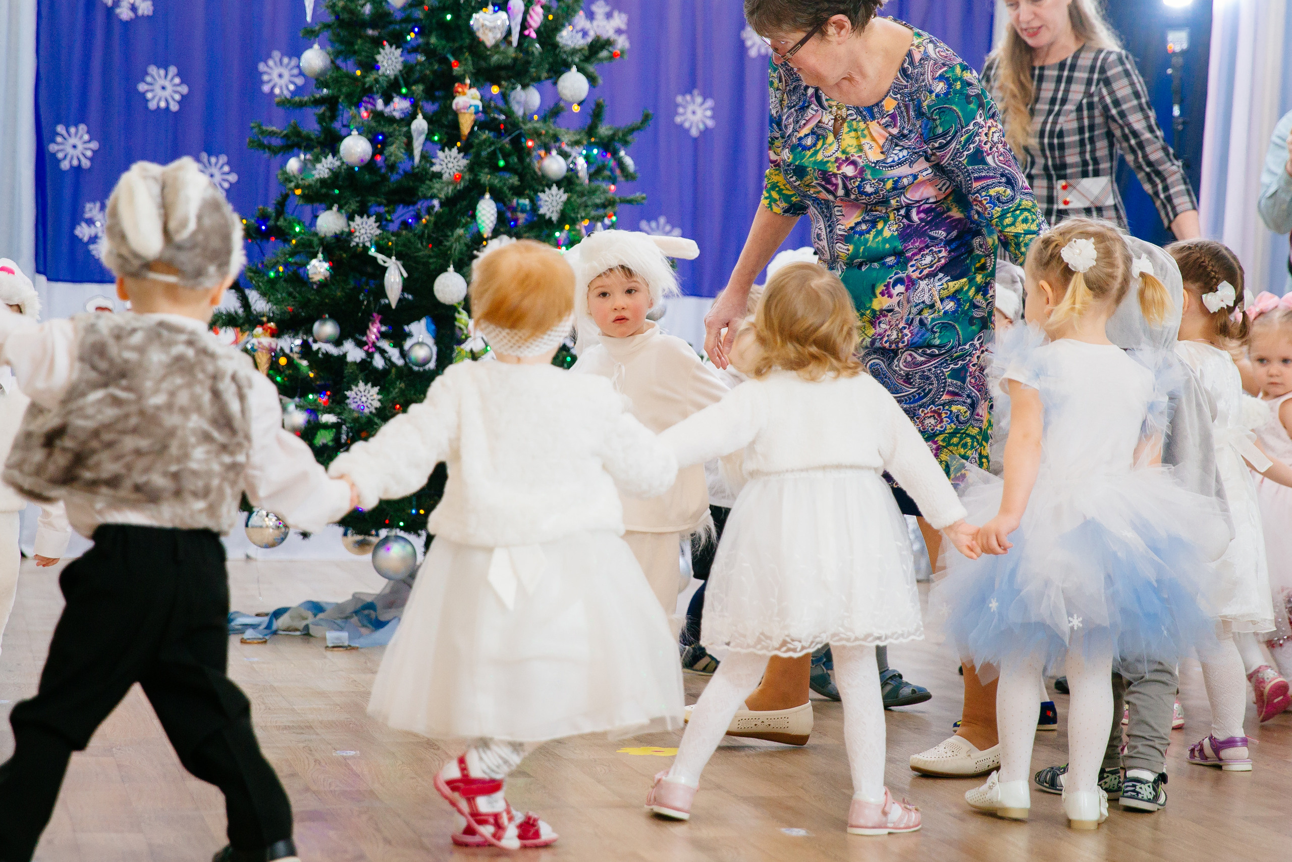 Малыши утренник. Детский и семейный фотограф в Санкт-Петербурге Елена Крюкова