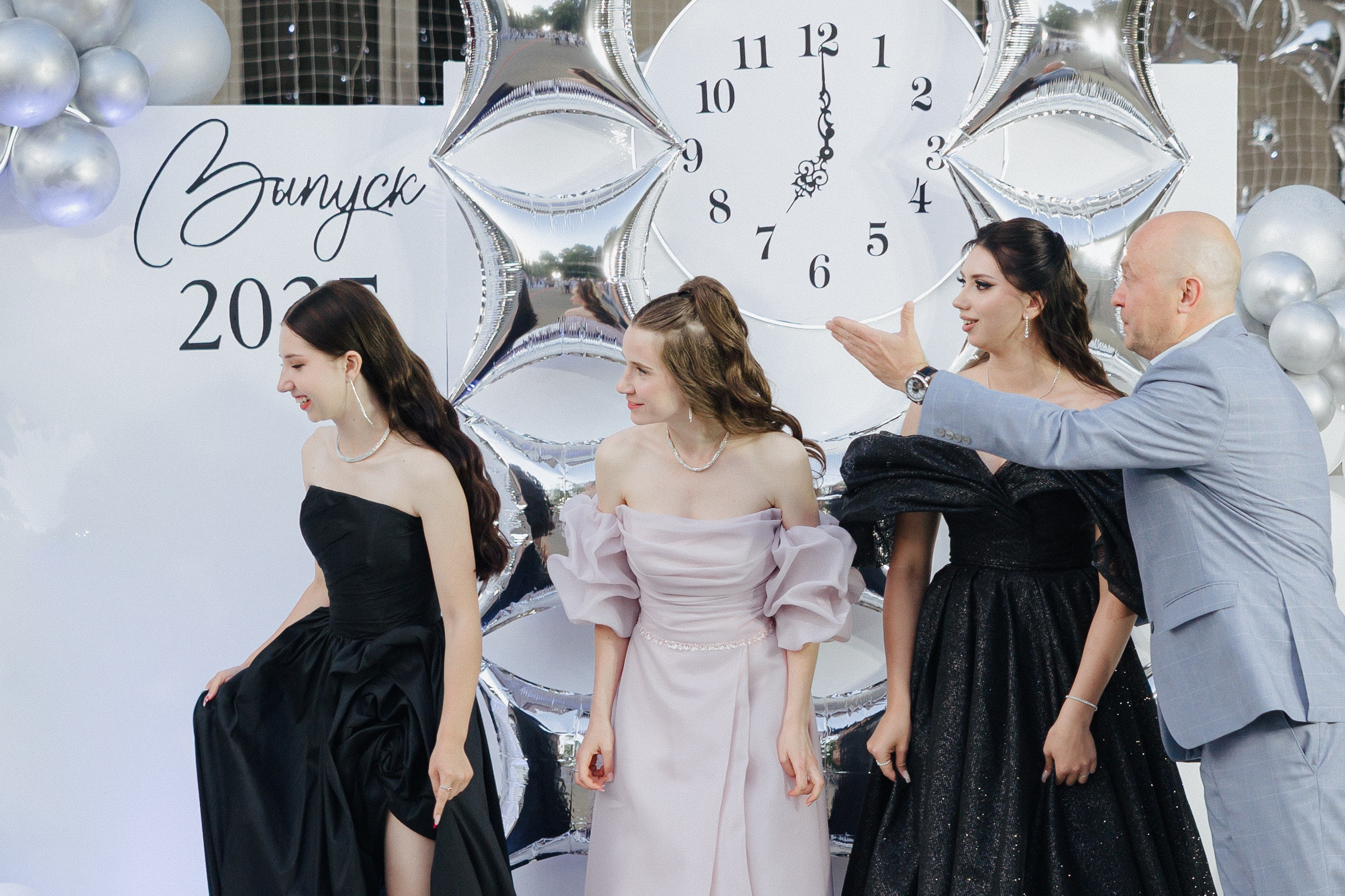 Вручение аттестатов. Свадебный фотограф Роман Еремеев