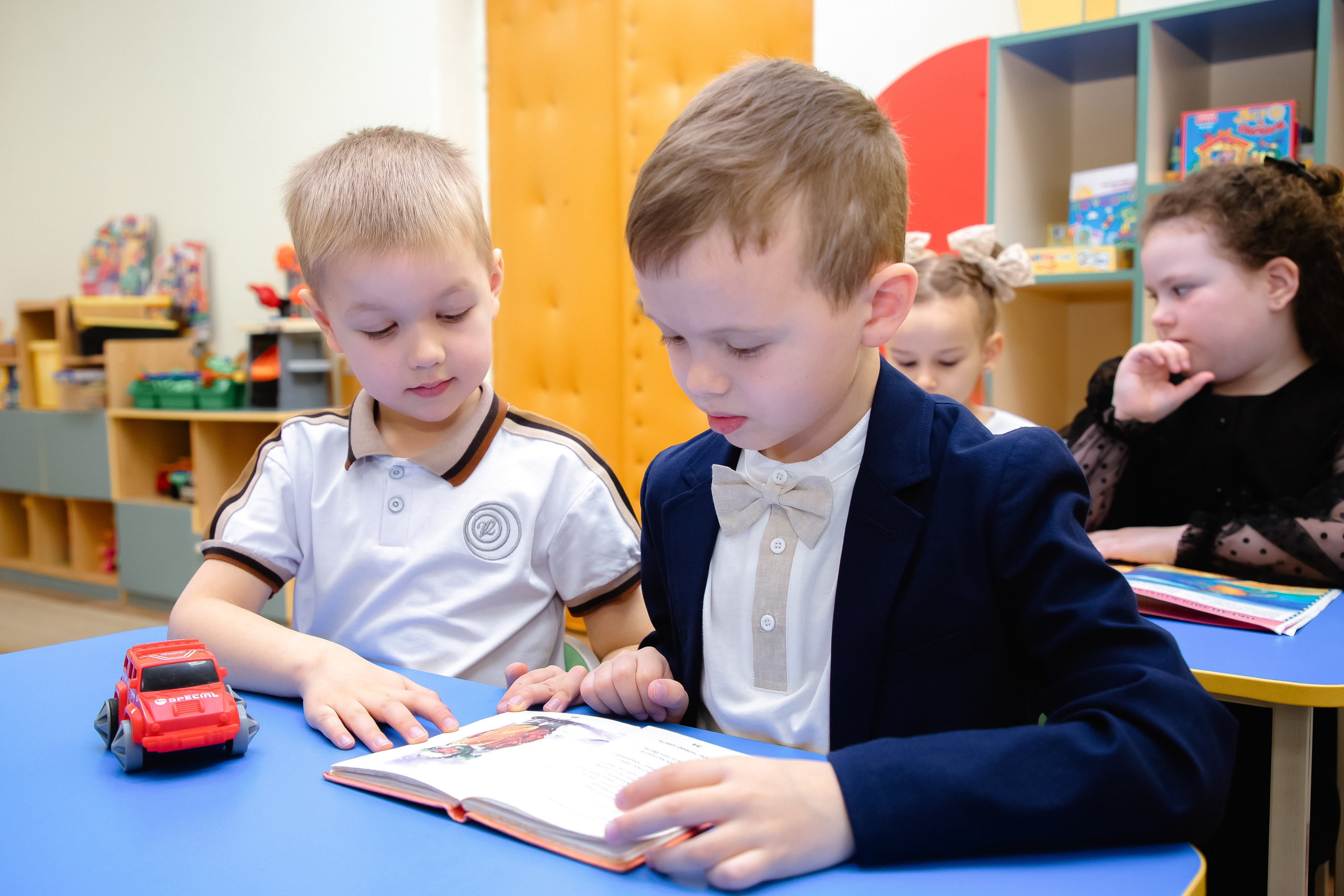 Съемка выпускных альбомов в Калининграде. Https://malovafoto.ru