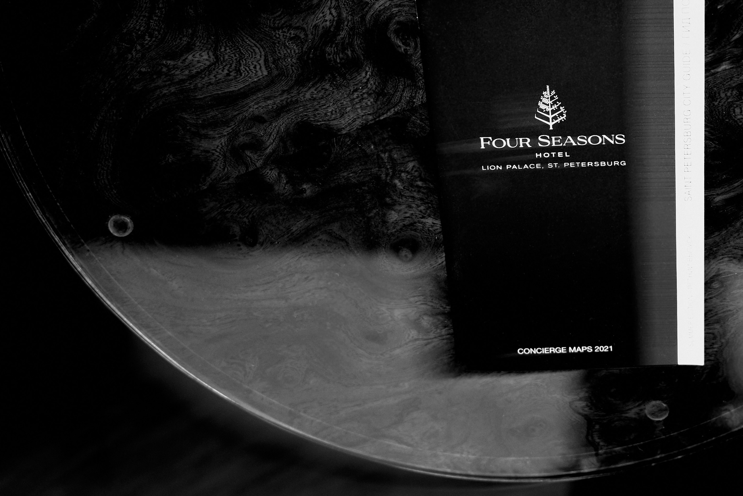 Y&E. Свадебный и портретный фотограф Пётр Ладанов