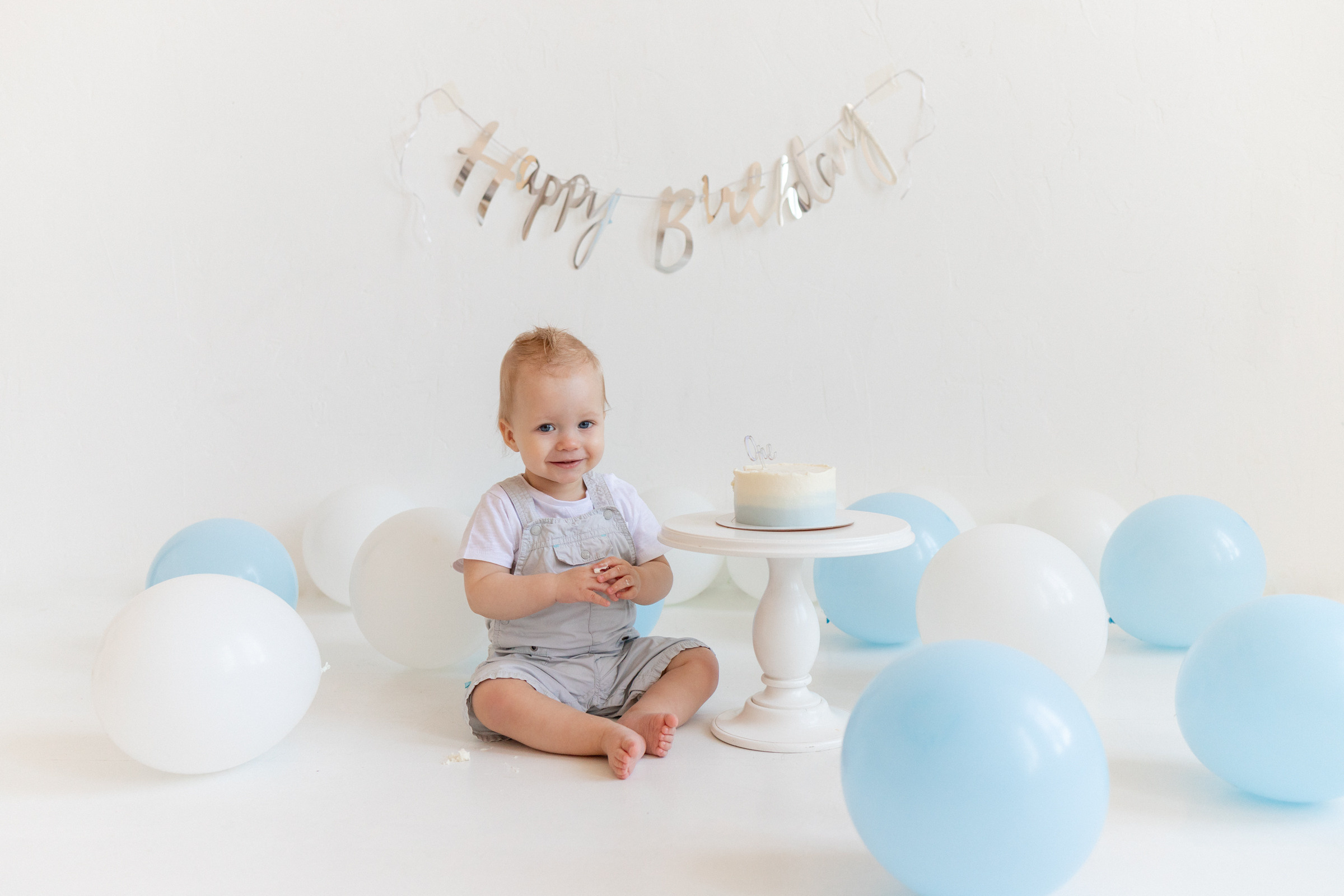 1 годик в минимализме. Портретный фотограф в Санкт-Петербурге