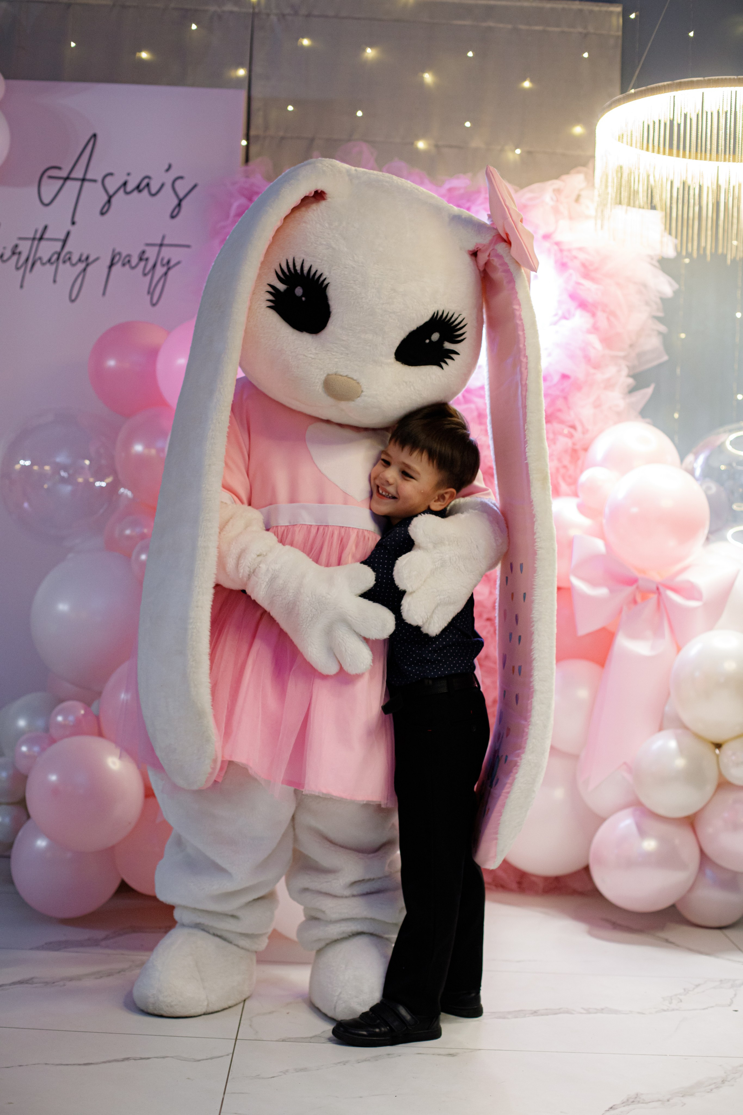 ASIA'S BIRTHDAY PARTY. Photokarish