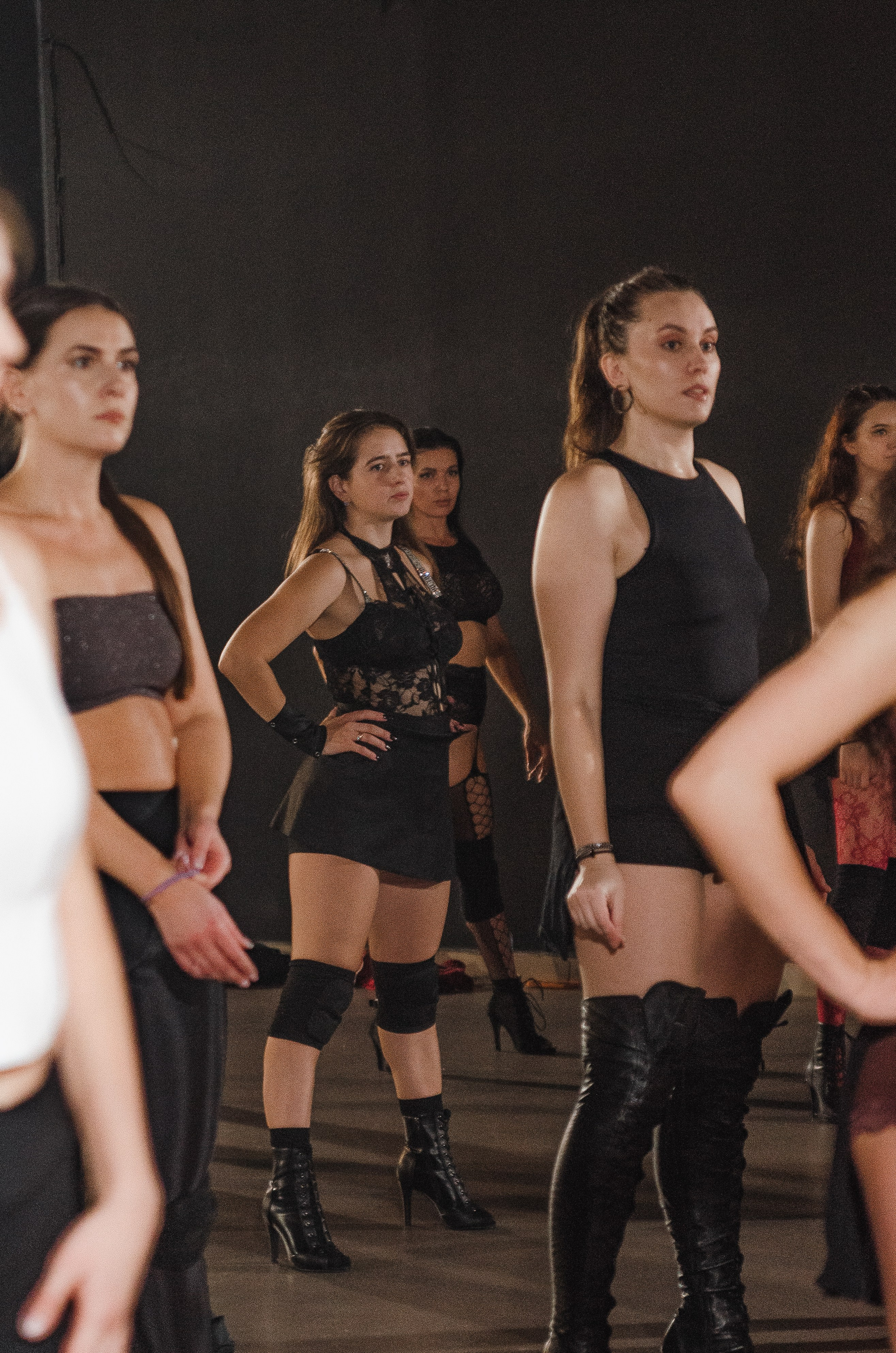 Мастер-классы по High Heels/Girly hip-hop от Оксаны ATTA. Денисова Аля — фотограф для парных съемок и индивидуальных историй в Барнауле