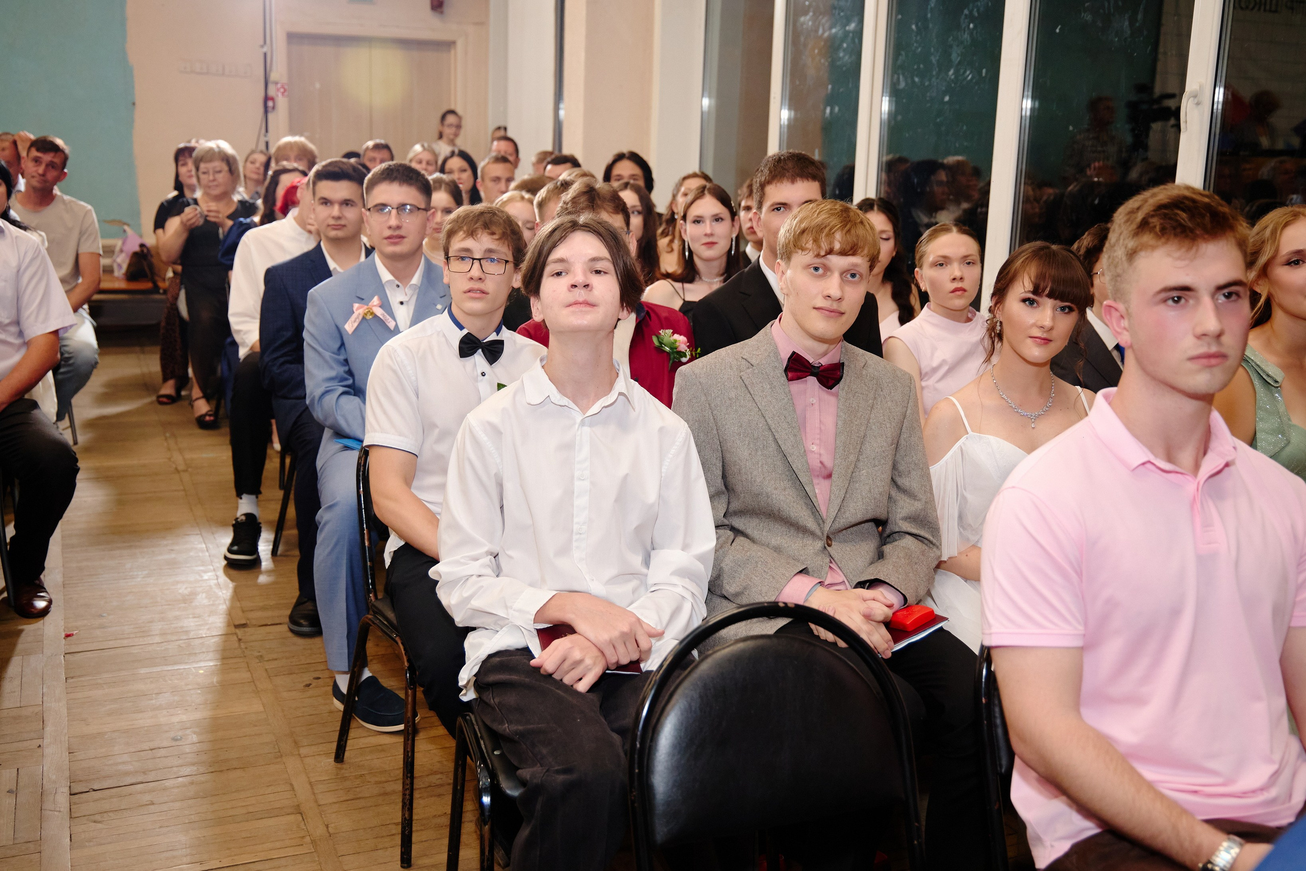 Выпускной 35 Сош. Фотограф Выпускные альбомы Таганрог Сергей Коробченко