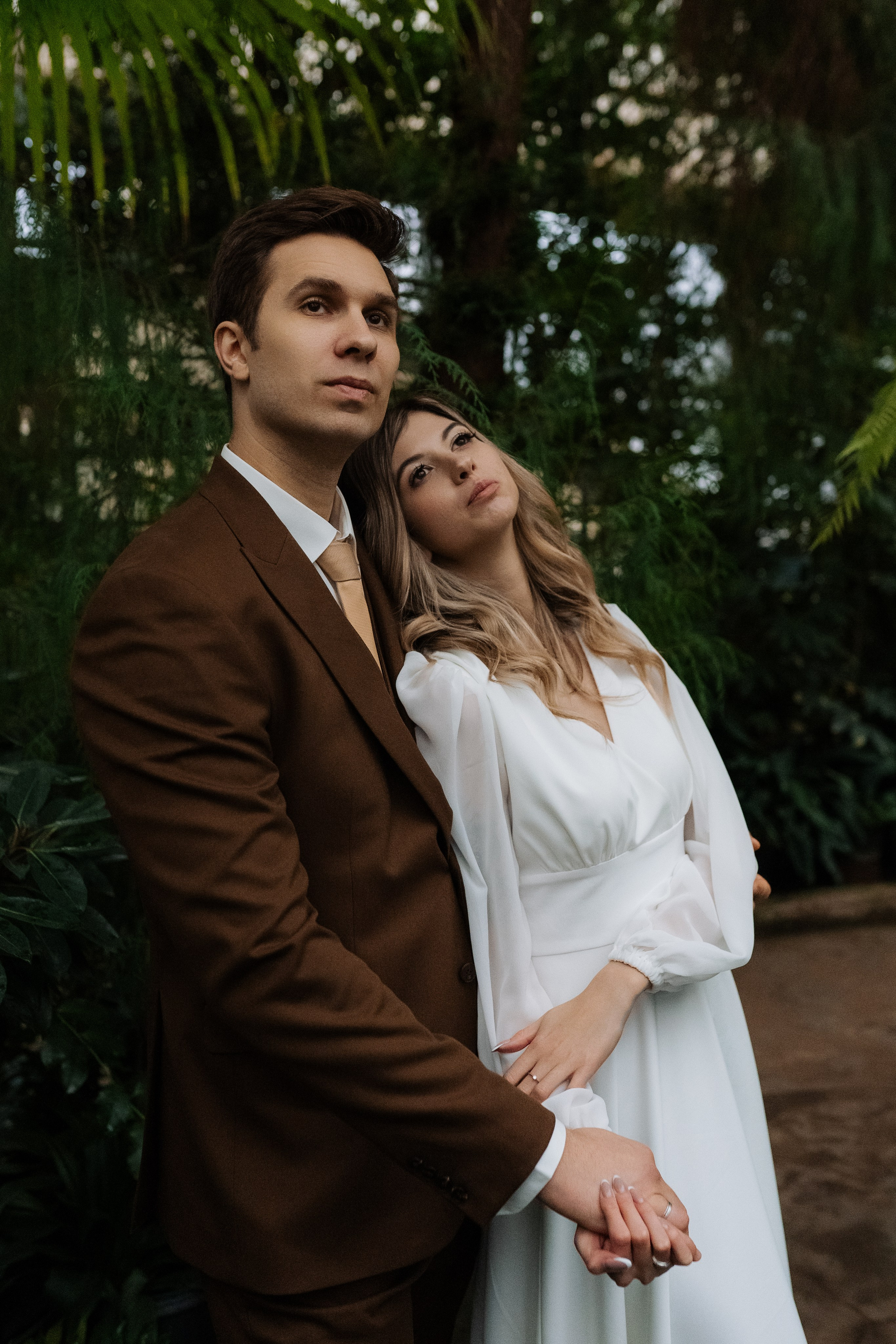 Свадебная фотосессия в оранжерее, Москва. Свадебный фотограф в Москве Анна Полушина