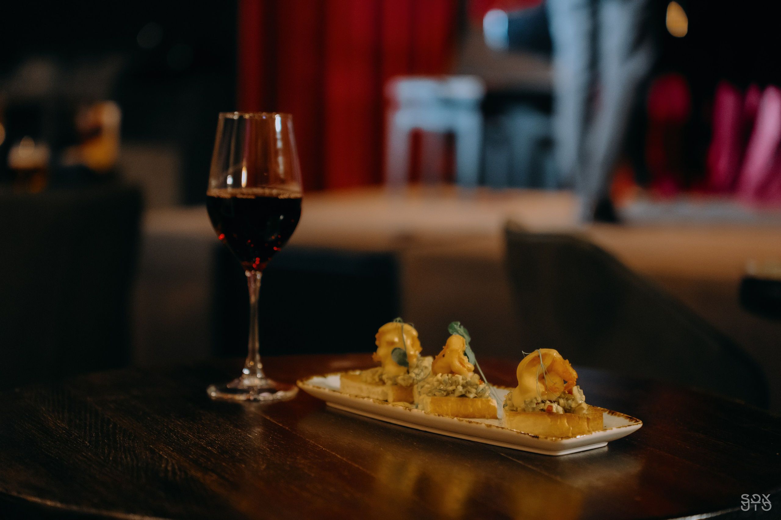 Видеопродакшн BACKED ROLL