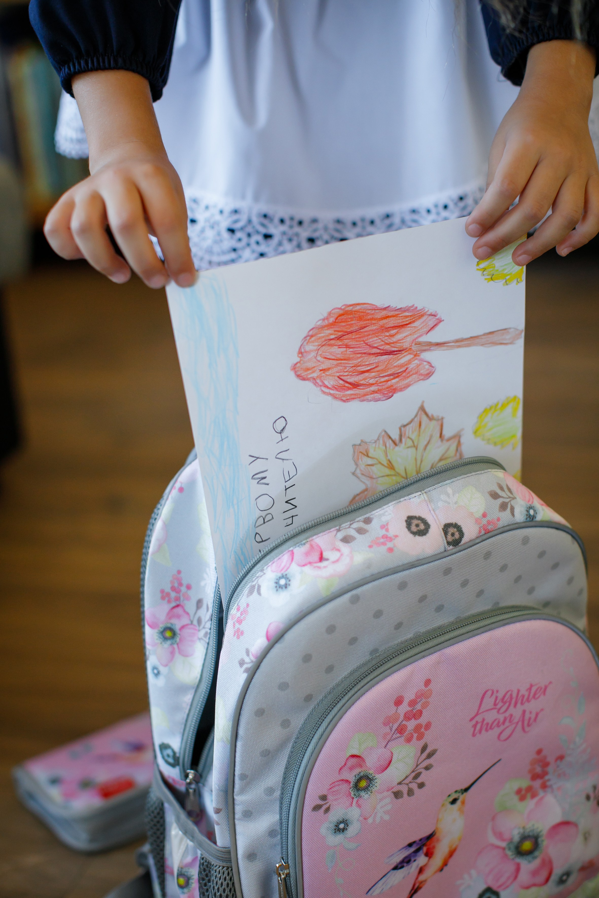 Первоклашка. Как Нюсю в школу провожали. Школьные альбомы, Семейные съемки, Портреты, Фотограф Елена Кузнецова