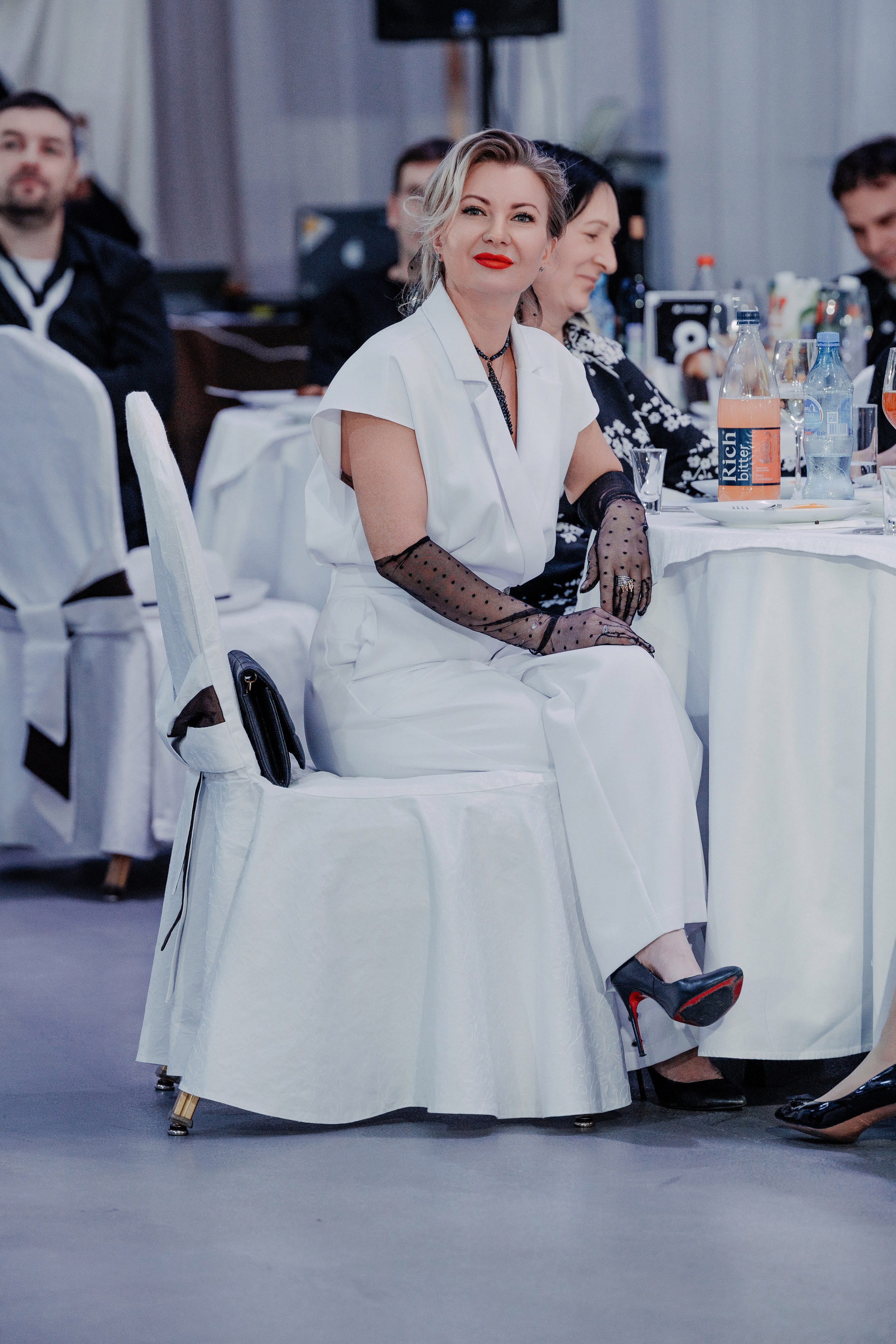 Анонс фото новогоднего корпоратива Nikastyle 2026 от фотографа во Владимире Евгений Топаз. Свадебный фотограф во Владимире Евгений Топаз