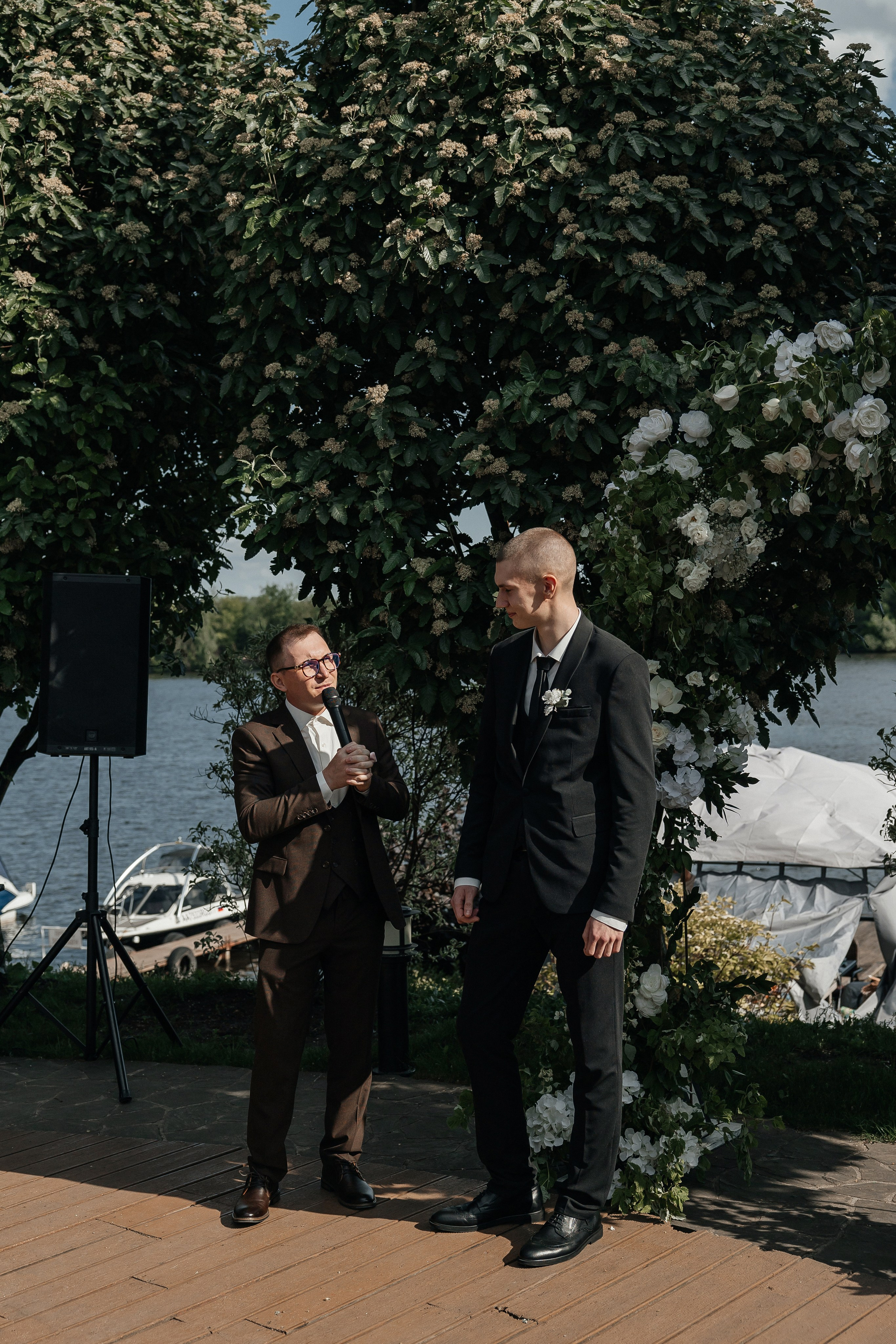 Выездная церемония в Капитан Клуб Жуковский. Свадебный фотограф в Москве Дарья Олендарёва