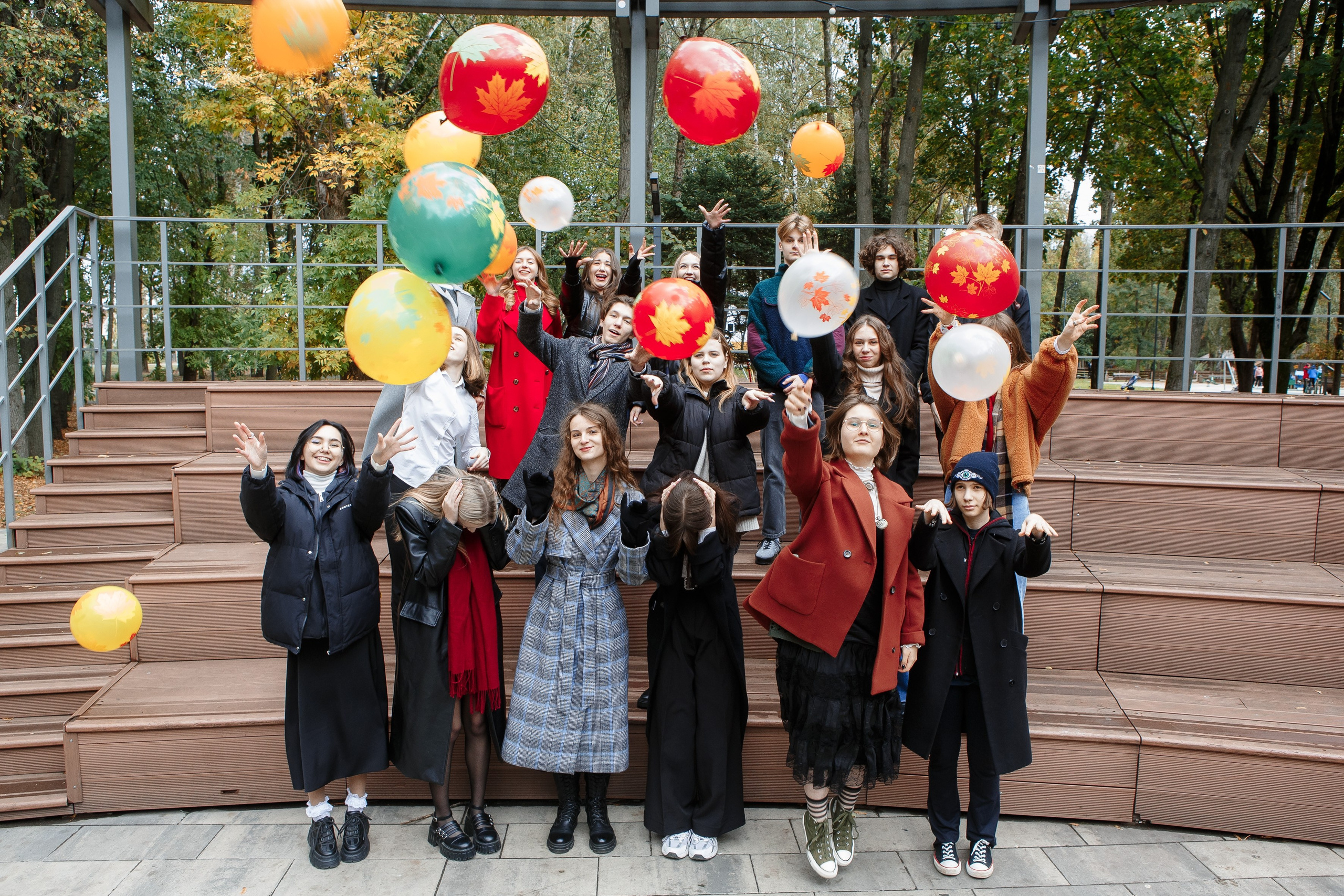 Осень Гимназия 12 11 А 2023. Свадебный и портретный Фотограф в Липецке Дмитрий Котюков