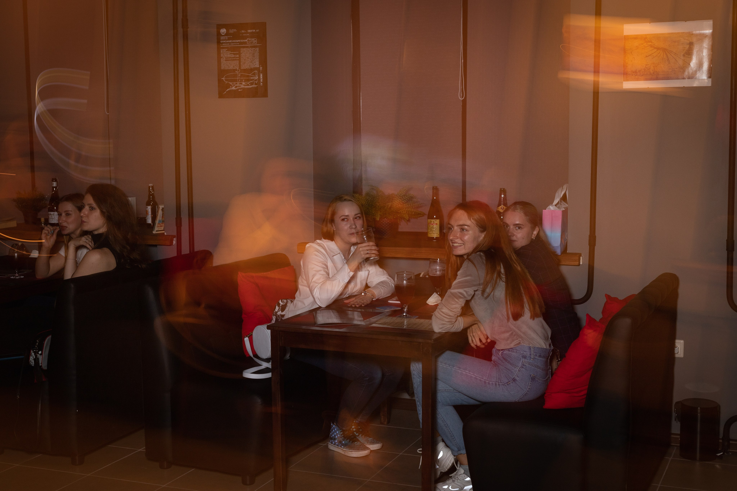 Паб Революция. Фотограф Денис Лесковский (Тюмень)