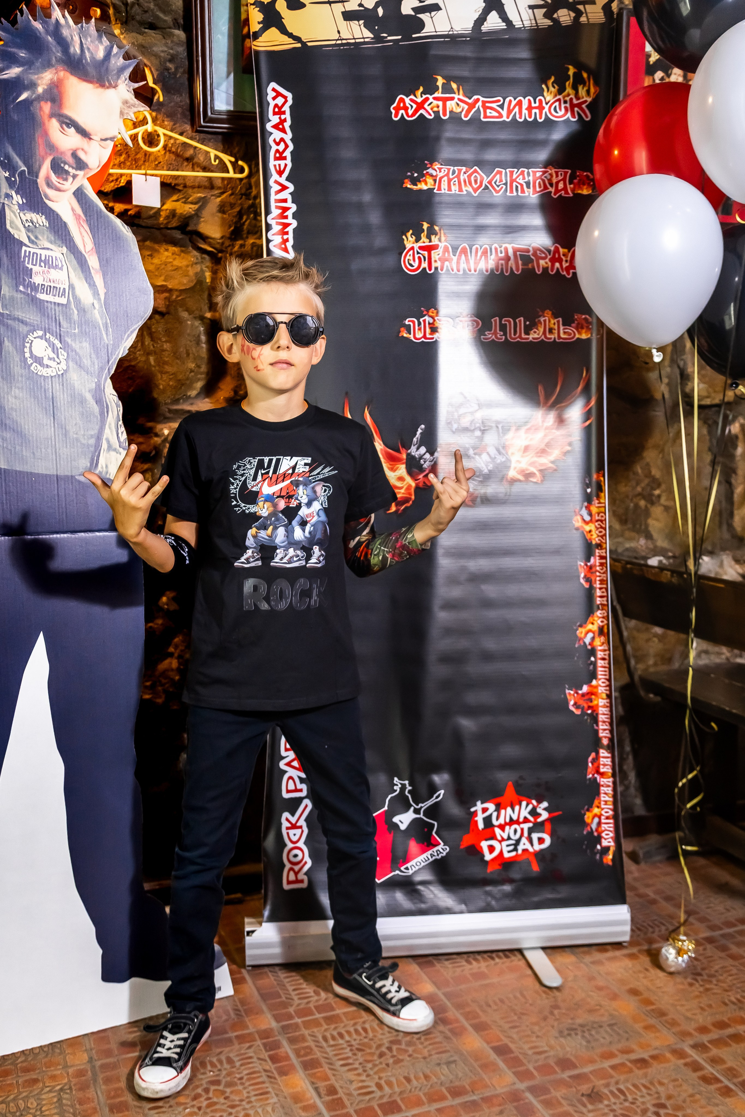 День Рождения Алексея в баре «Белая Лошадь». Фотограф в Волгограде Норченко Светлана