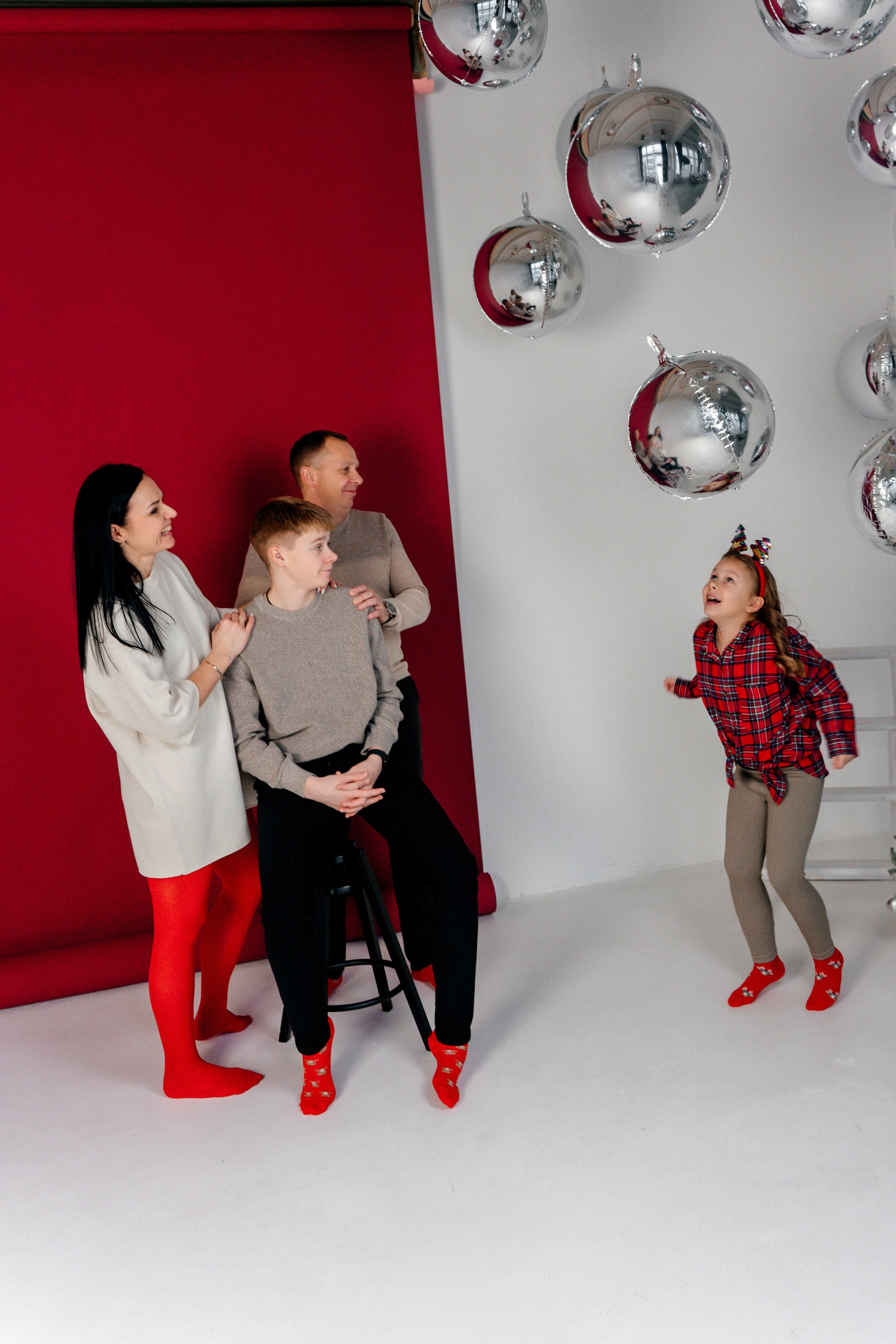 Новогодняя семейная история. Ваш семейный фотограф в Минске — Вика Трегубова