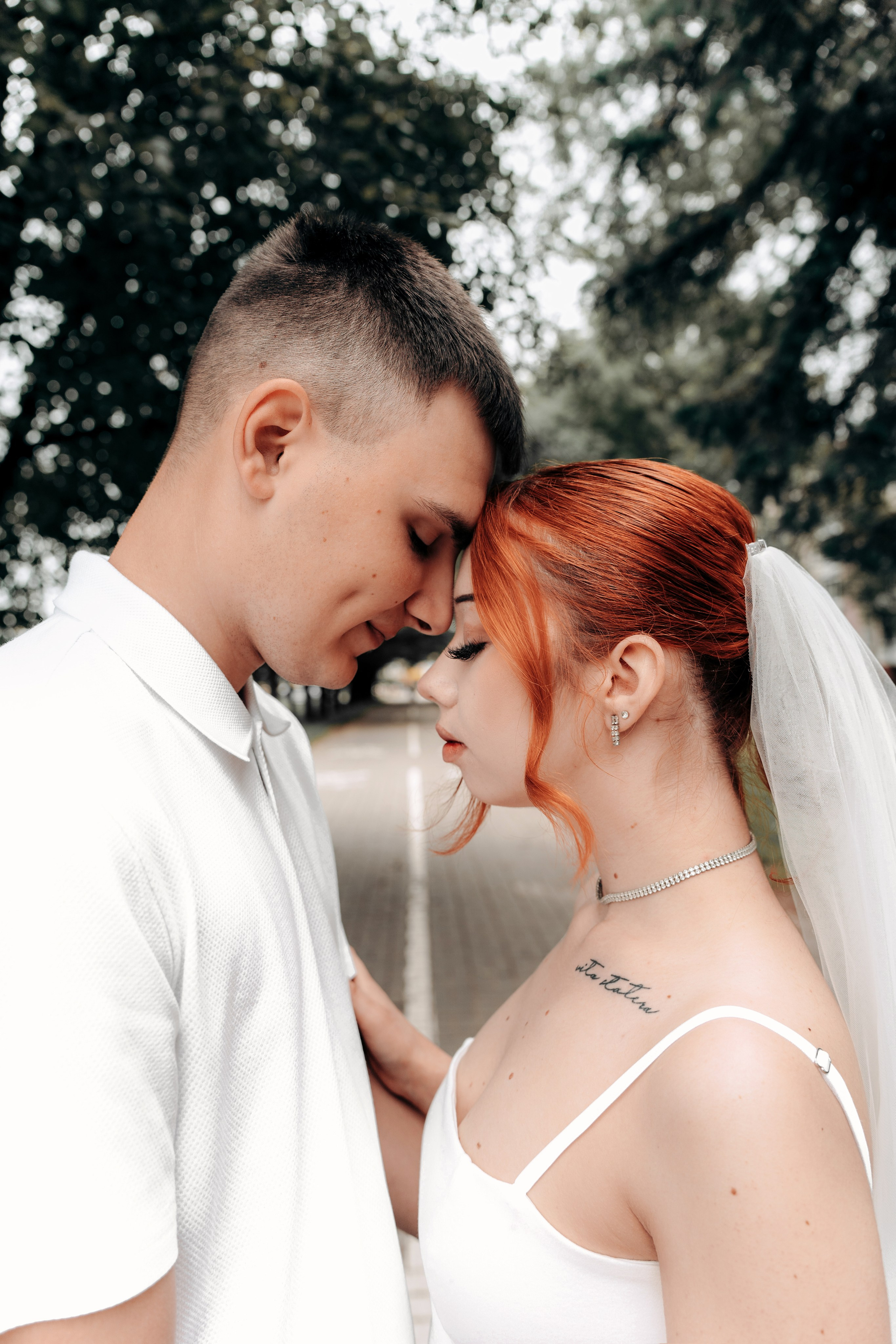 Любовь в каждом штрихе: роспись и свадебная прогулка. Ваш семейный фотограф в Минске — Вика Трегубова