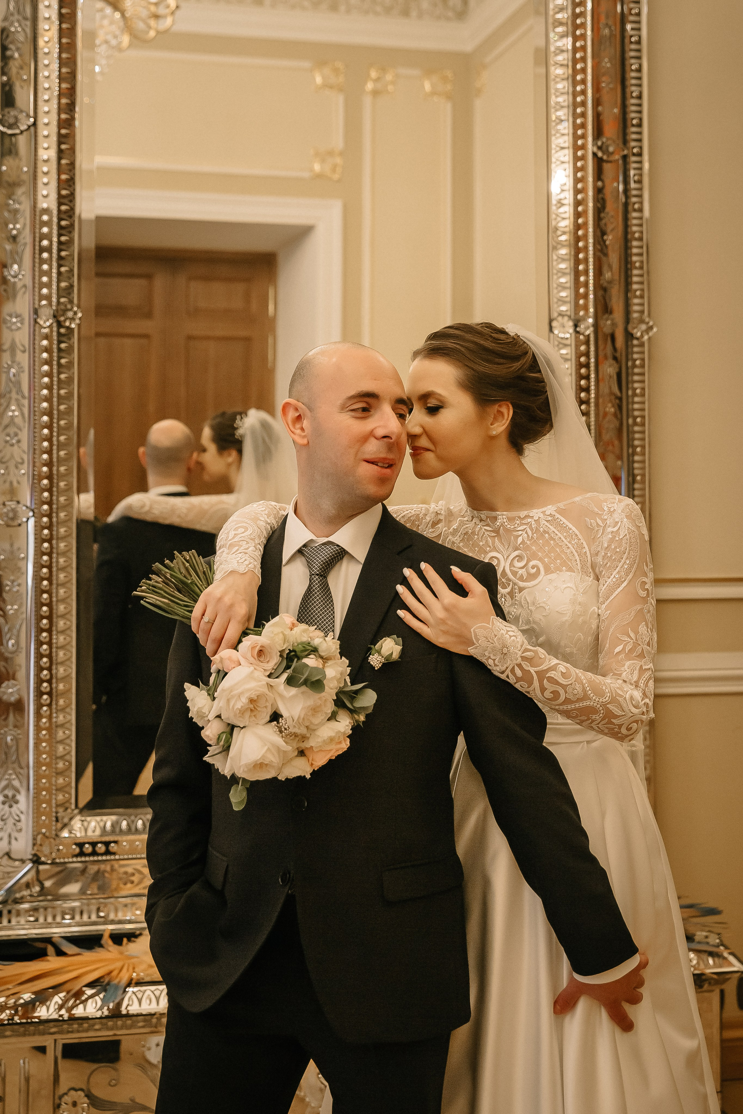 ОКТЯБРЬ | Дворец № 1 Талион, Особняк военного министра. Свадебный фотограф в Санкт-Петербурге Полина Корзухина