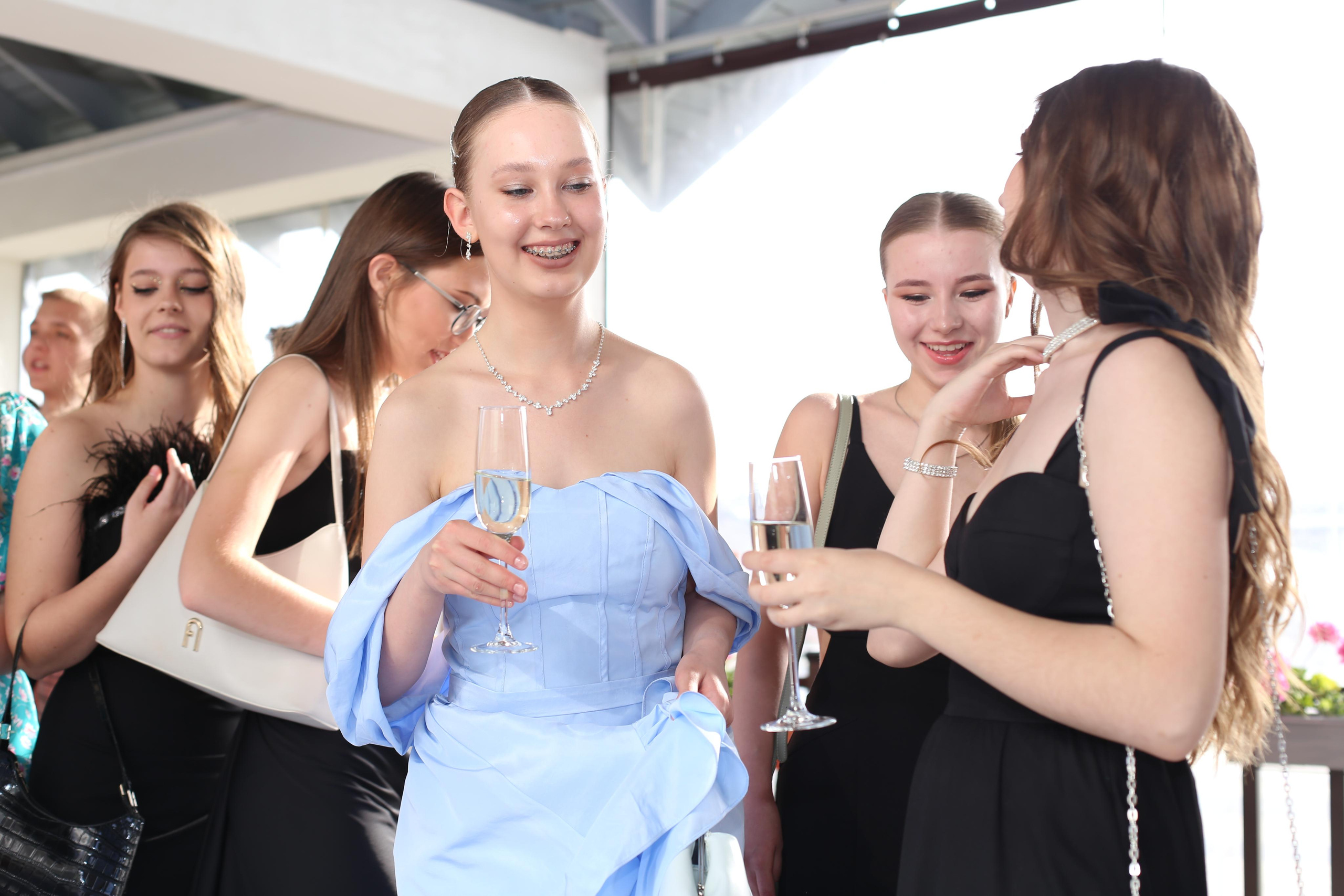 Выпускной. 𝓕𝓸𝓽𝓸𝓰𝓻𝓪𝓯 𝓑𝓪𝓵𝓪𝓼𝓱𝓲𝓱𝓪 / 𝓜𝓸𝓼𝓴𝓿𝓪