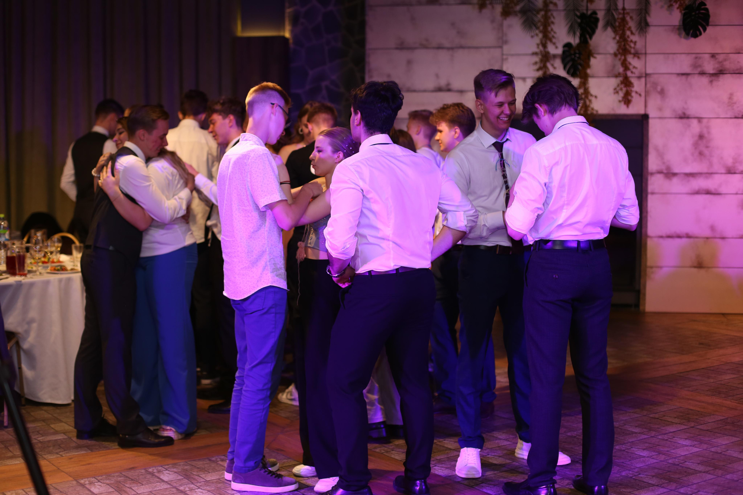 Выпускной. 𝓕𝓸𝓽𝓸𝓰𝓻𝓪𝓯 𝓑𝓪𝓵𝓪𝓼𝓱𝓲𝓱𝓪 / 𝓜𝓸𝓼𝓴𝓿𝓪