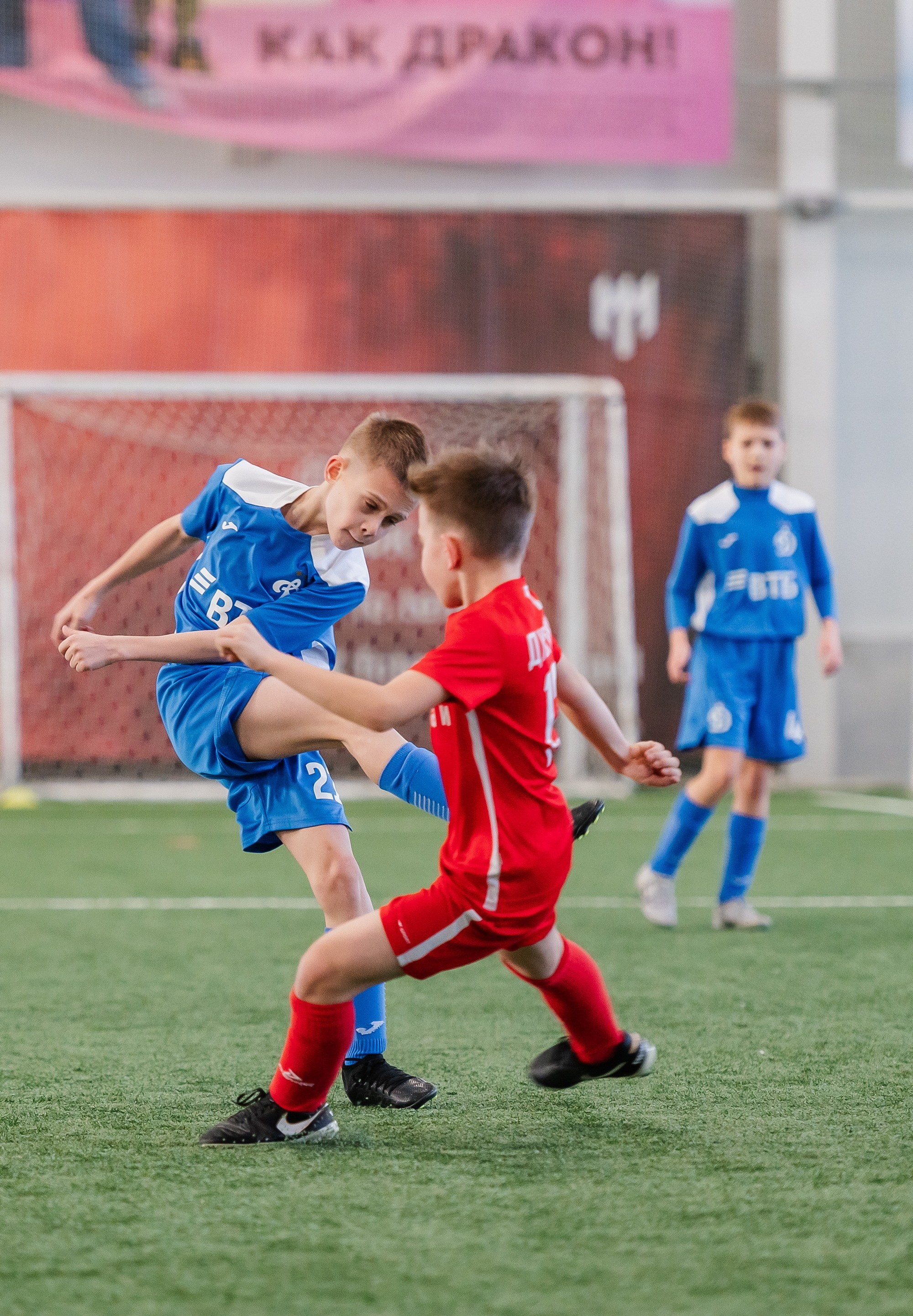 Детский турнир по футболу KAMILOV CUP-2024. Свадебный и репортажный фотограф Никита Сницарев в Барнауле