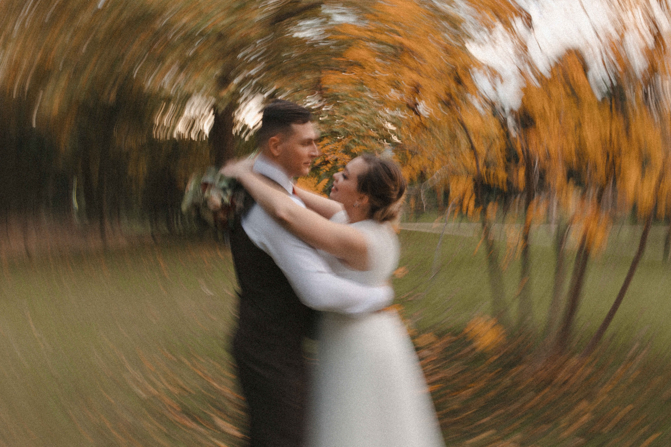 ''Волга — корабль любви''. Свадебный видеограф в Крыму Алина Мироманова