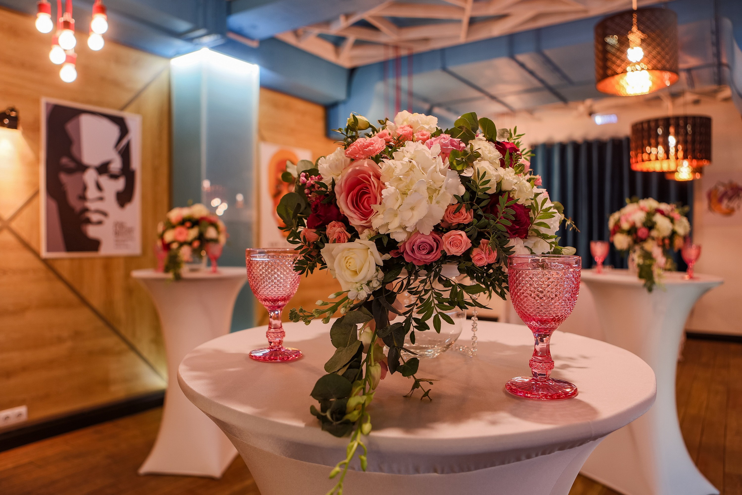 Профессиональный фотограф Алексей Спиридонов, Москва — интерьер, промышленная и семейная съёмка, портреты, репортажи, флористика