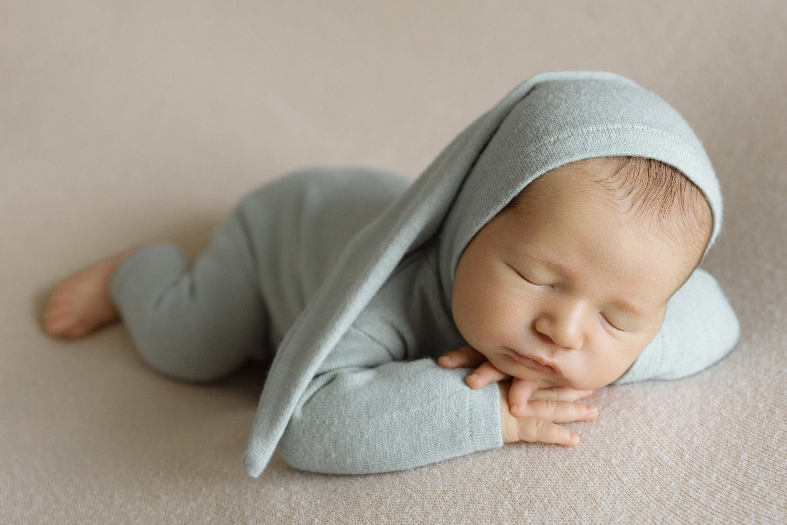 Костюмчики для фотосессии новорождённых мальчиков — съёмочный гардероб | Фотограф Красноярск. Фотограф беременности и новорожденных в Красноярске Вета Ланская