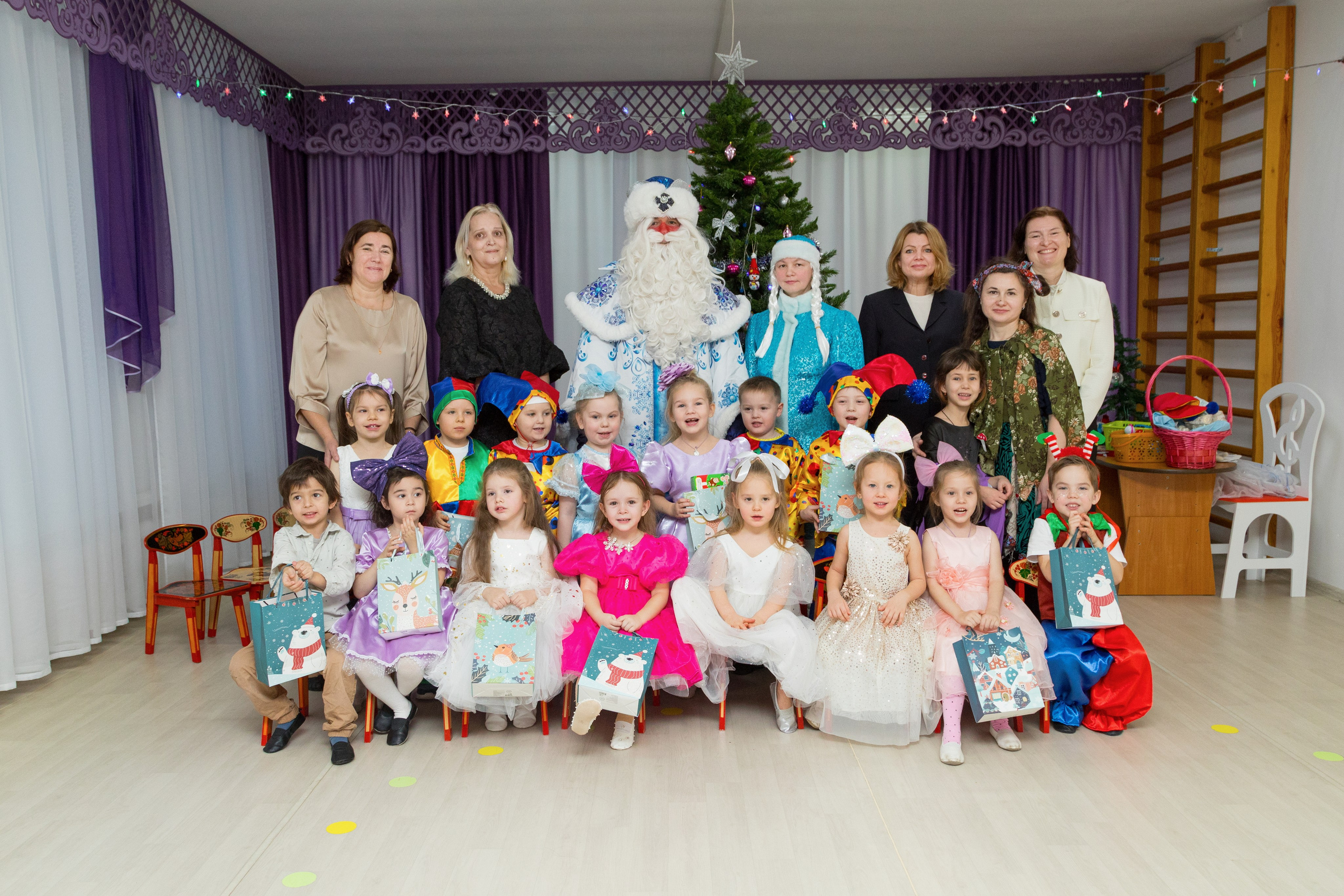 Утренник в детском саду. Новый год. Детский и контент фотограф Надя Волкова Санкт-Петербург
